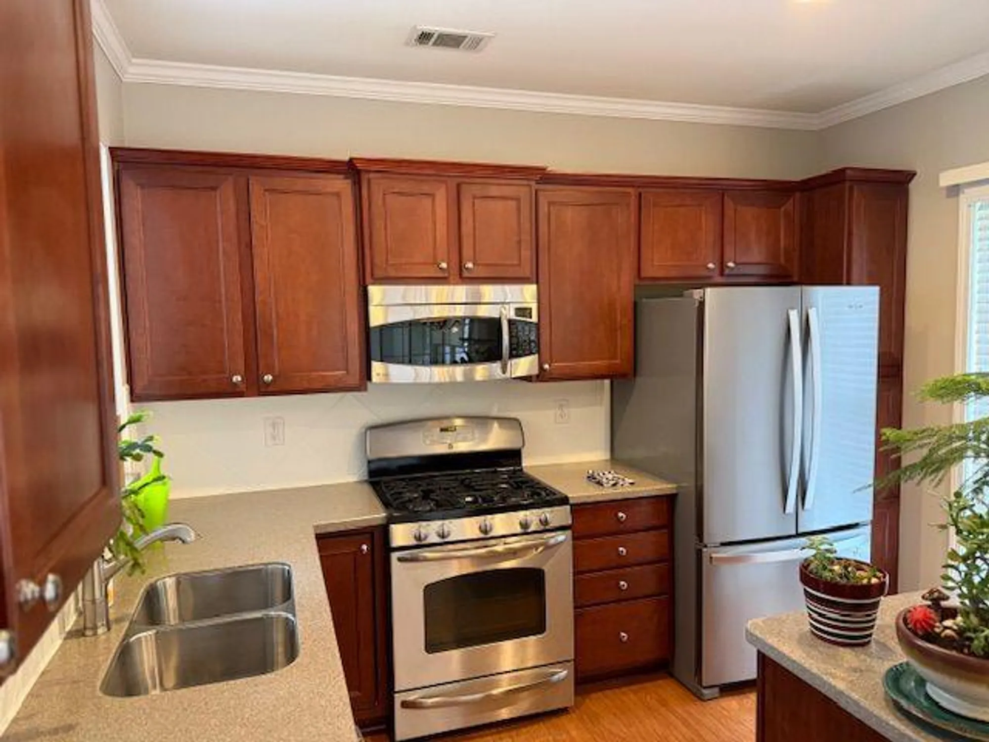 Property Slideshow image 5 of 12 | 6212 longleaf dr, Hoschton, GA, 30548