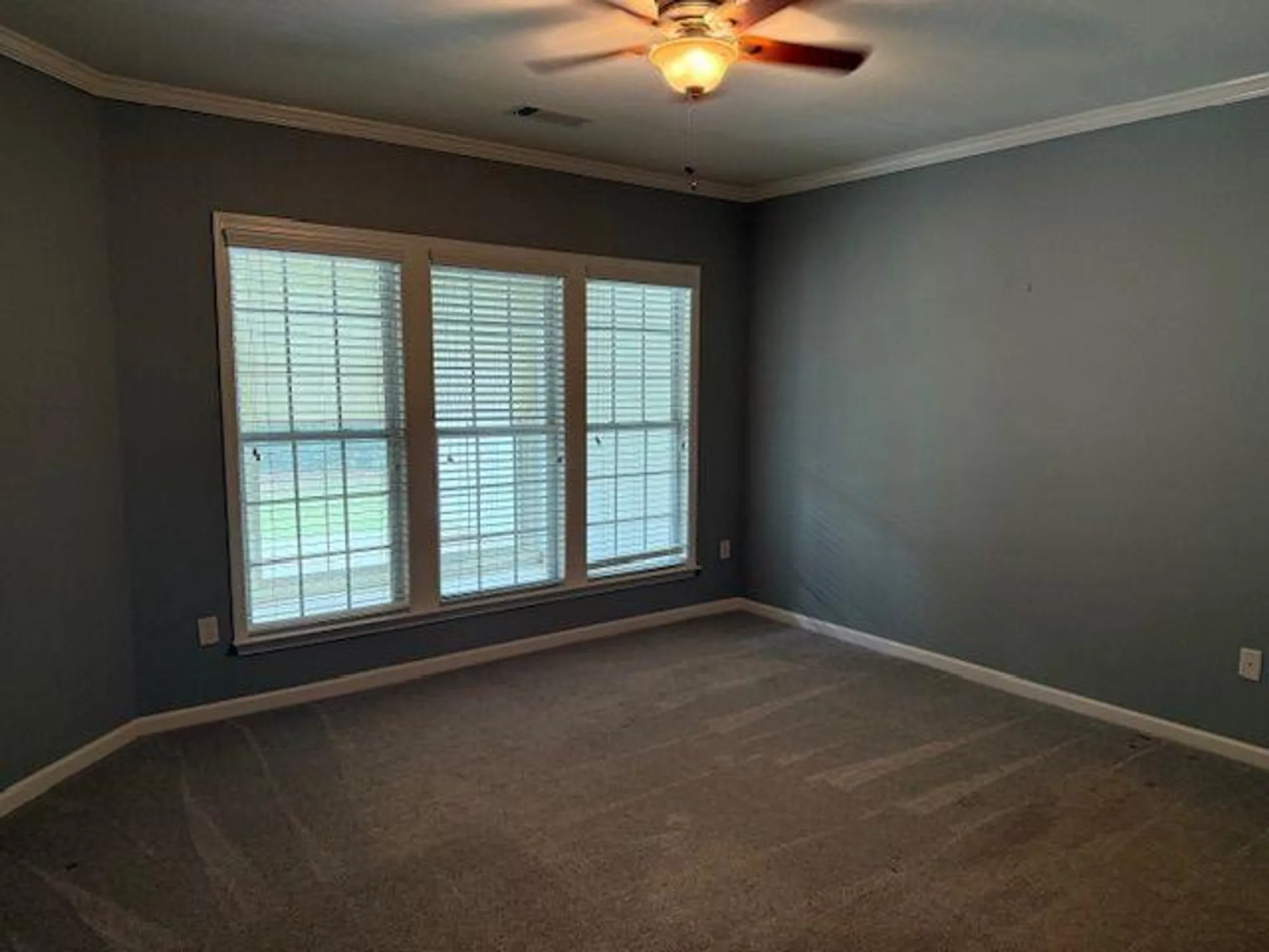 Property Slideshow image 7 of 12 | 6212 longleaf dr, Hoschton, GA, 30548