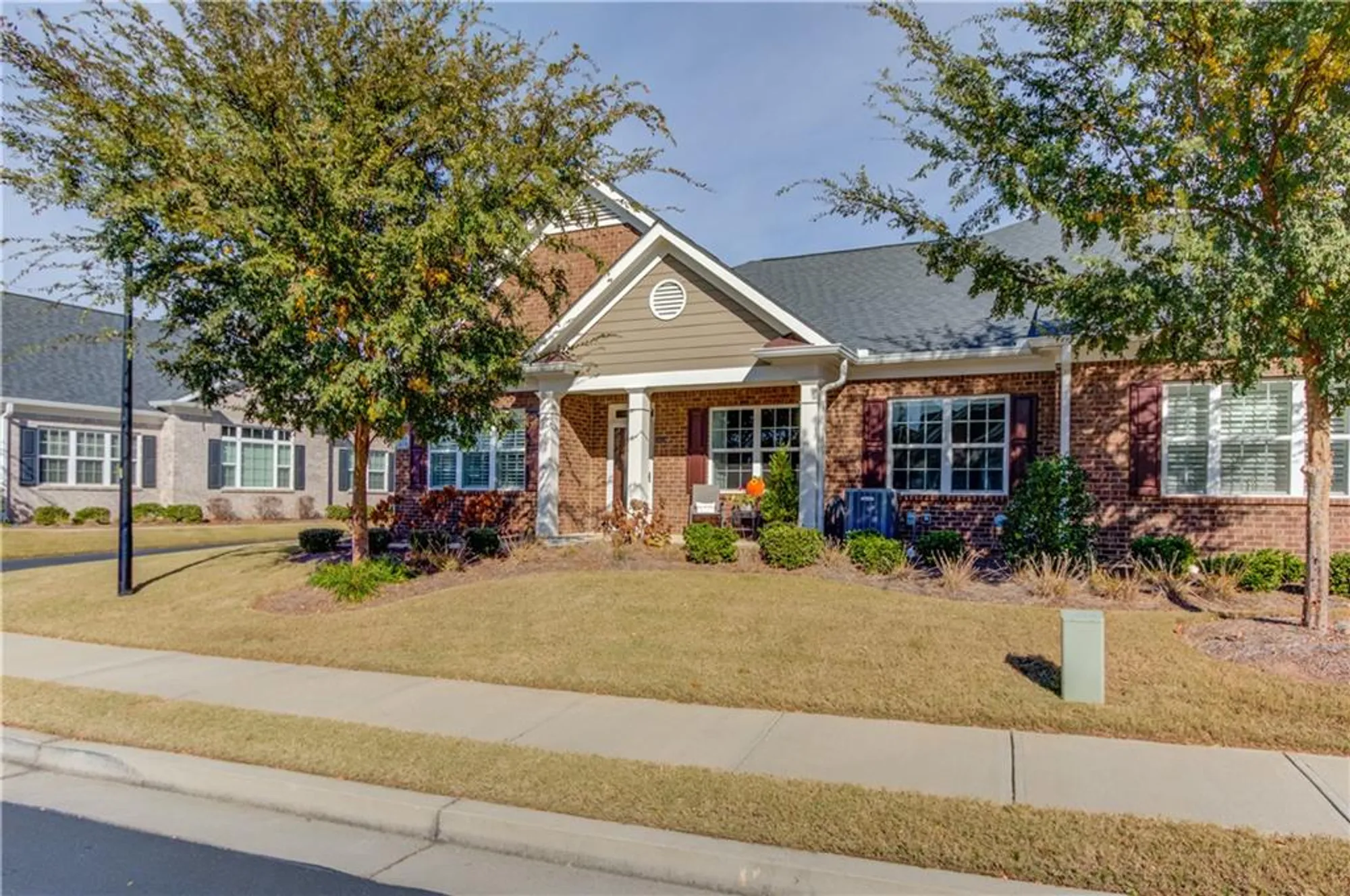 Property Slideshow image 3 of 43 | 3675 ridgehurst ln, Buford, GA, 30519