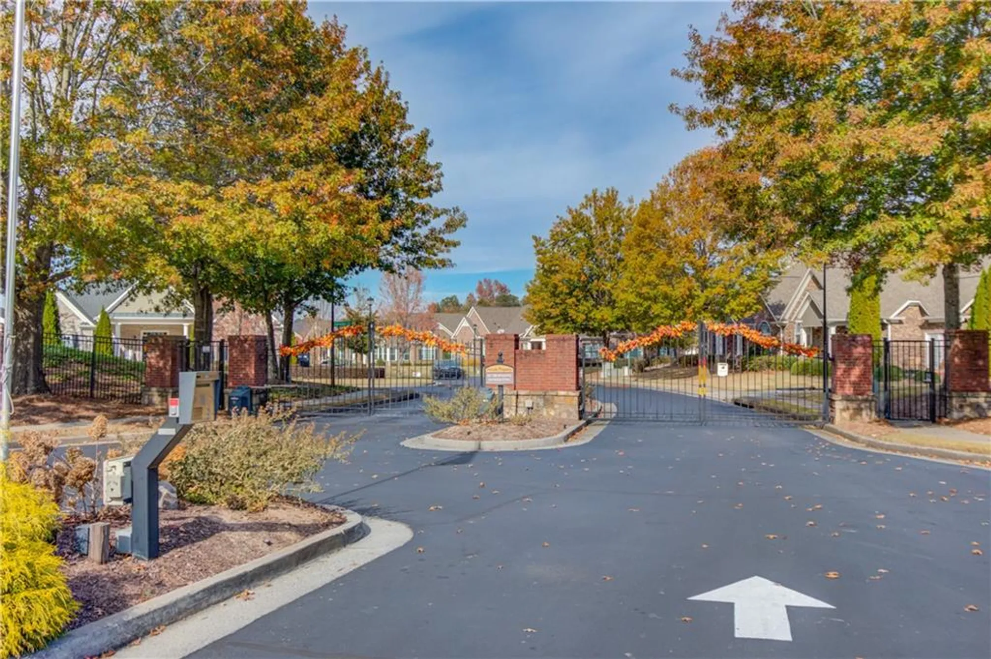 Property Slideshow image 41 of 43 | 3675 ridgehurst ln, Buford, GA, 30519