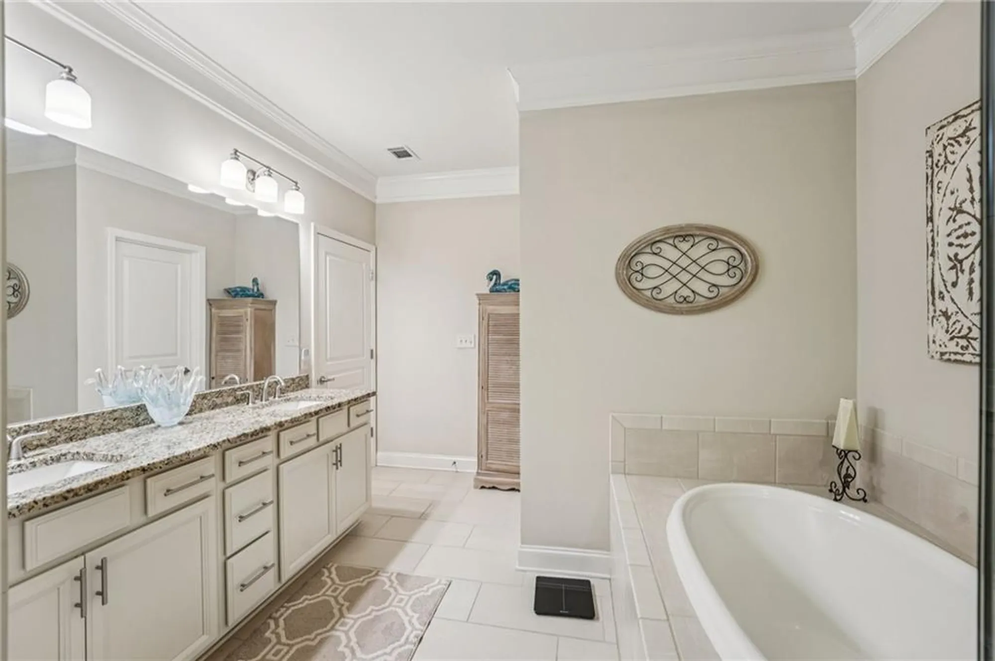 Property Slideshow image 34 of 93 | 102 woodsdale dr, Canton, GA, 30114