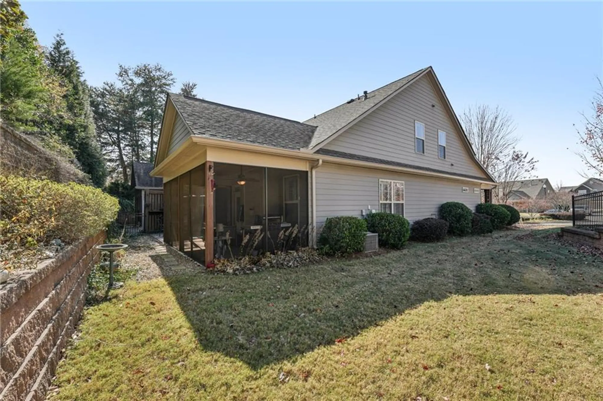 Property Slideshow image 53 of 93 | 102 woodsdale dr, Canton, GA, 30114