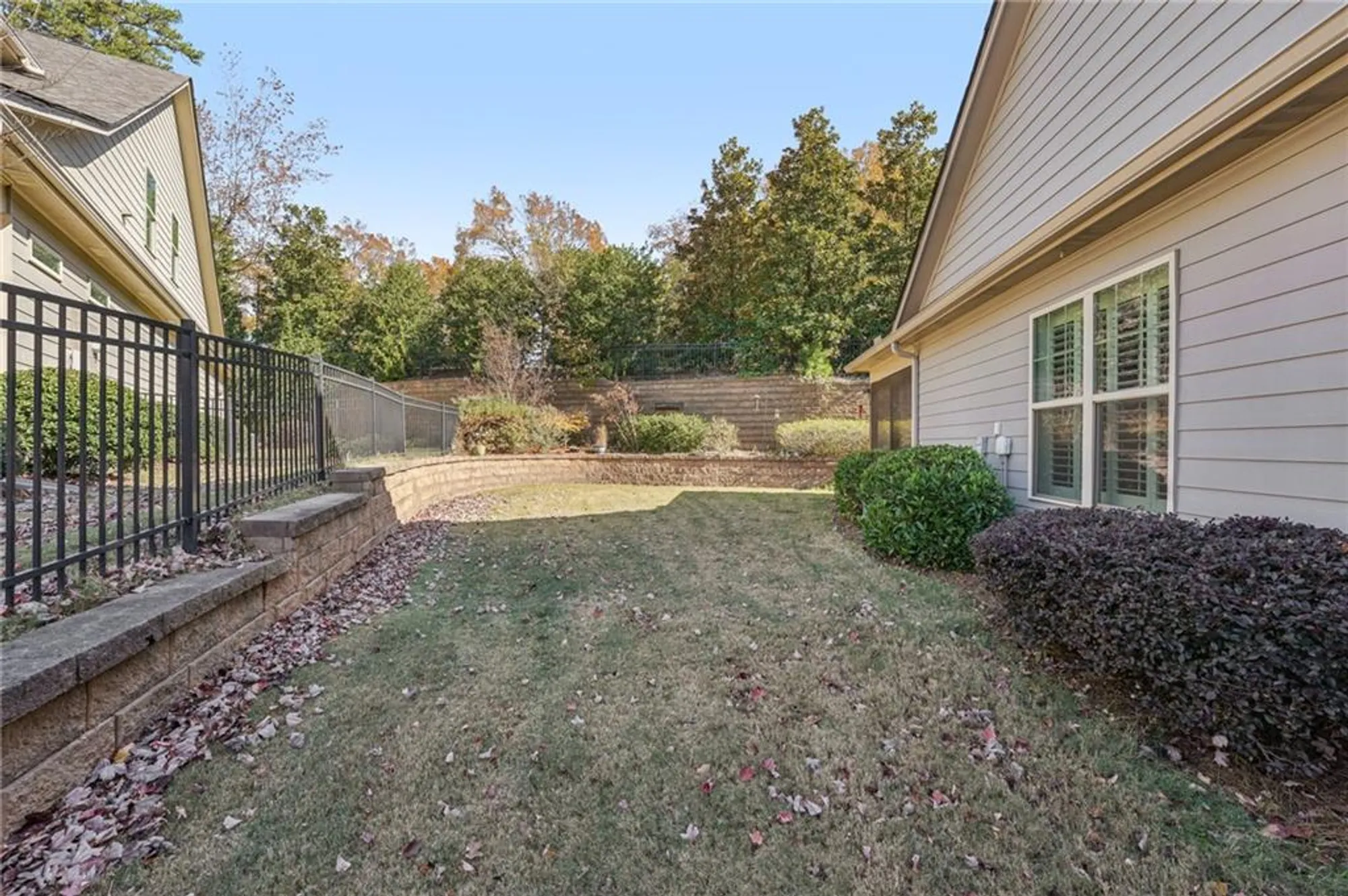 Property Slideshow image 54 of 93 | 102 woodsdale dr, Canton, GA, 30114