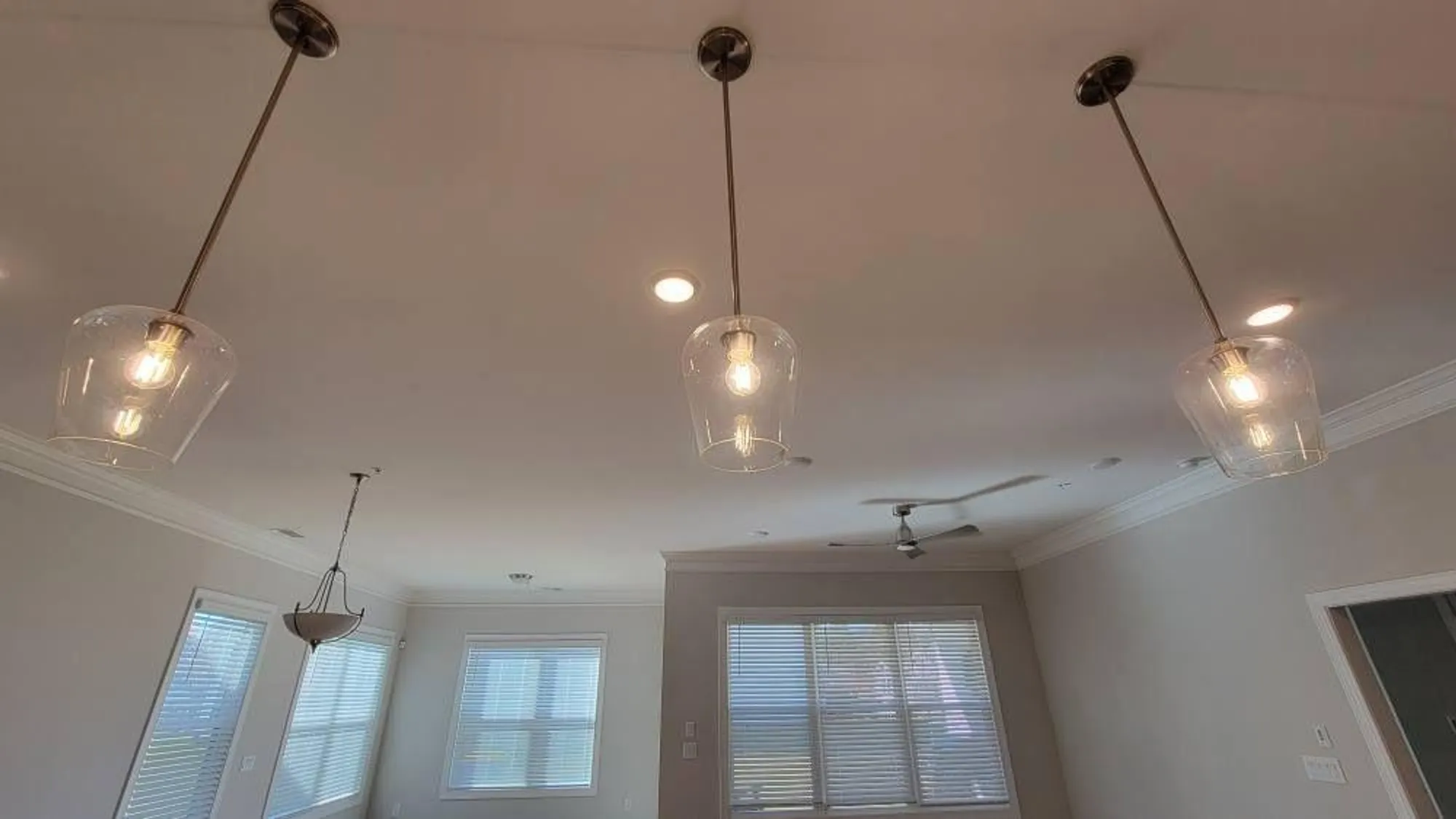 Property Slideshow image 8 of 57 | 261 vinca cir nw, Kennesaw, GA, 30144