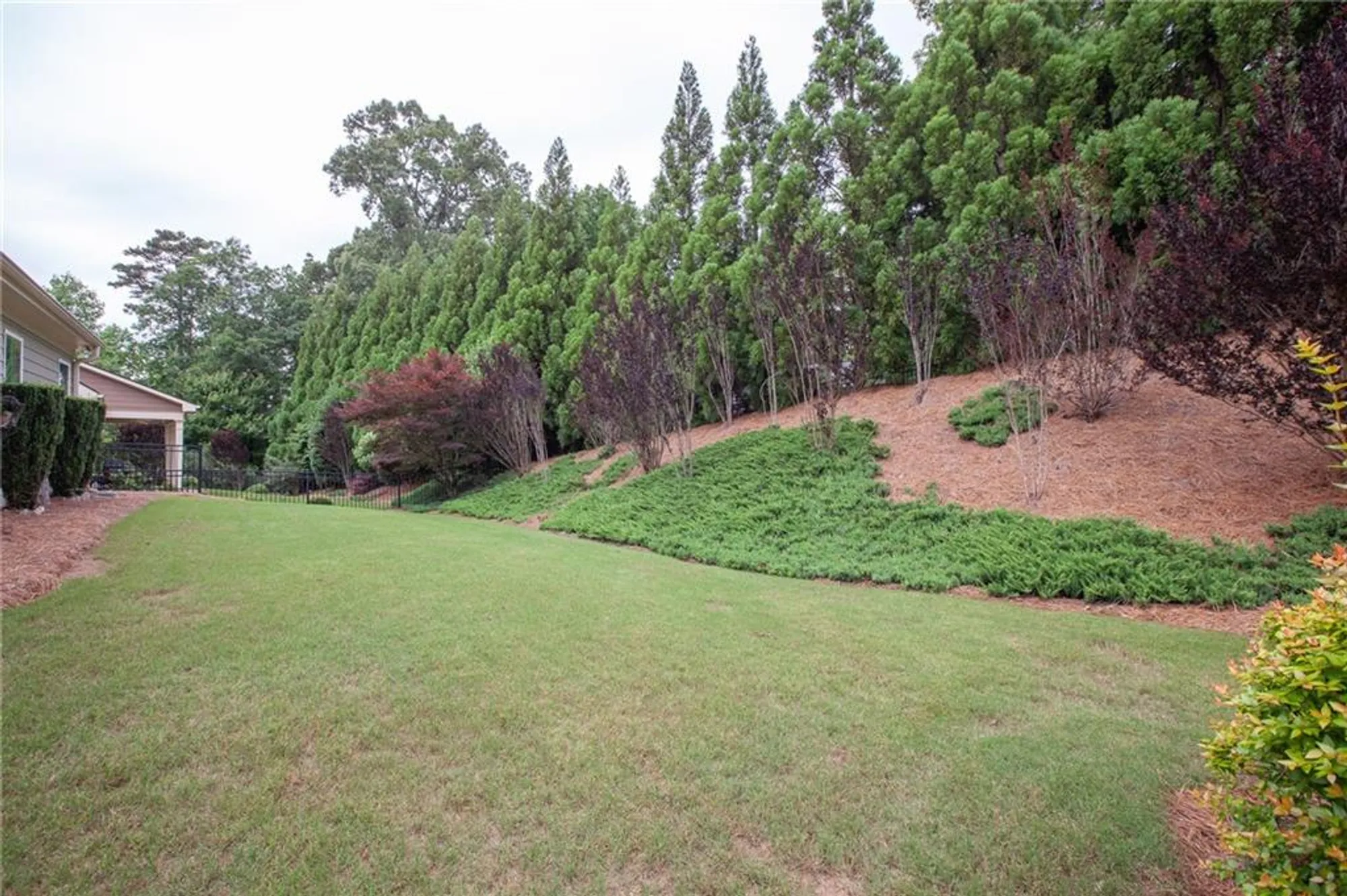 Property Slideshow image 12 of 40 | 3508 blue spruce ct, Gainesville, GA, 30504