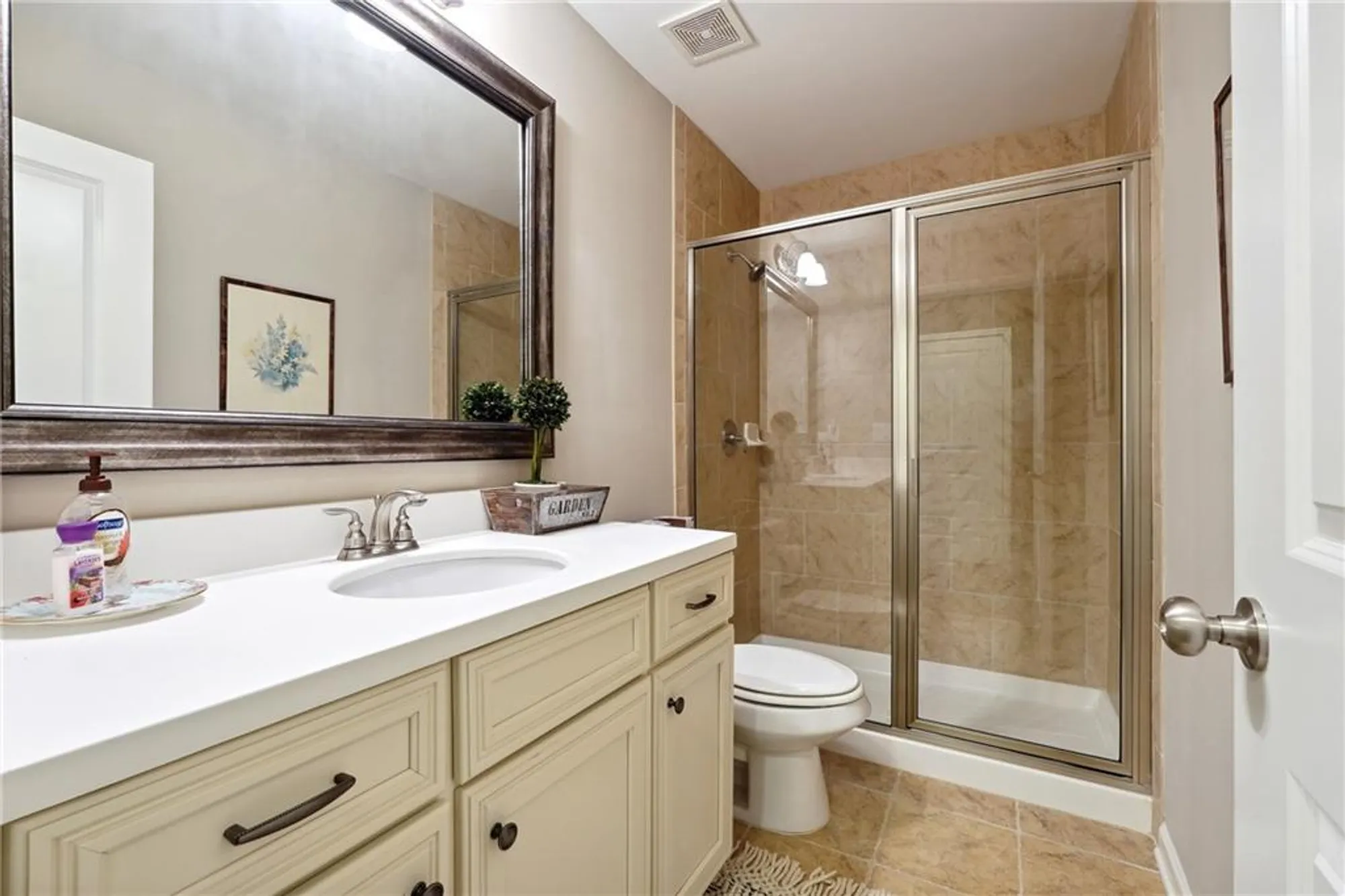 Property Slideshow image 32 of 33 | 6722 blue heron way, Flowery Branch, GA, 30542