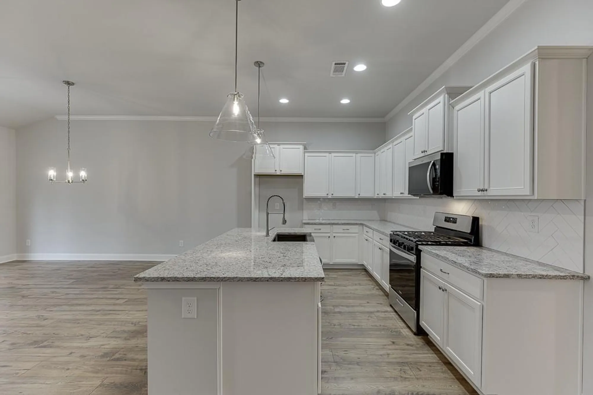 Property Slideshow image 14 of 69 | 223 montview dr, Jefferson, GA, 30549