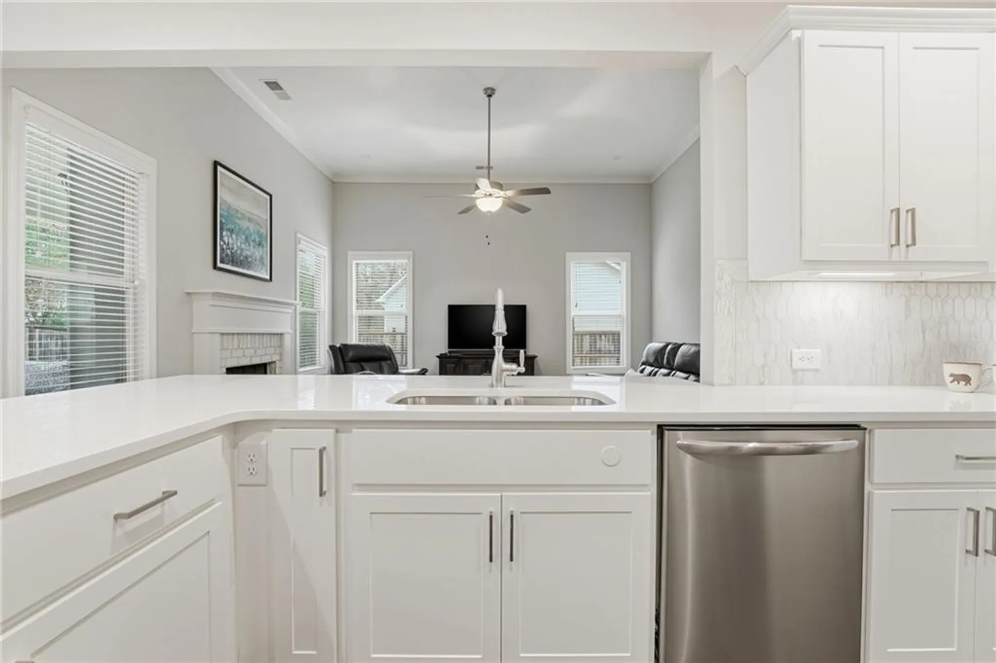 Property Slideshow image 14 of 43 | 370 kenmure ct, Marietta, GA, 30060