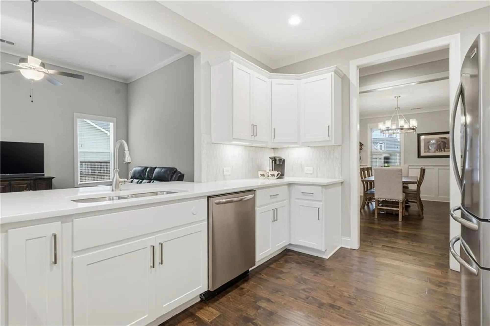 Property Slideshow image 15 of 43 | 370 kenmure ct, Marietta, GA, 30060