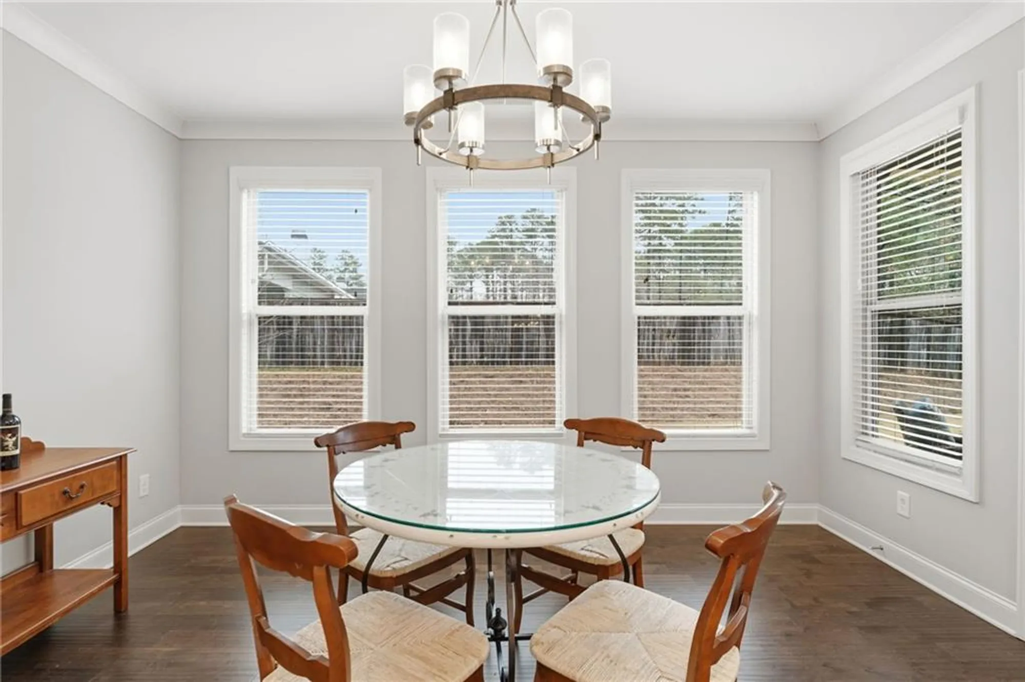 Property Slideshow image 18 of 43 | 370 kenmure ct, Marietta, GA, 30060