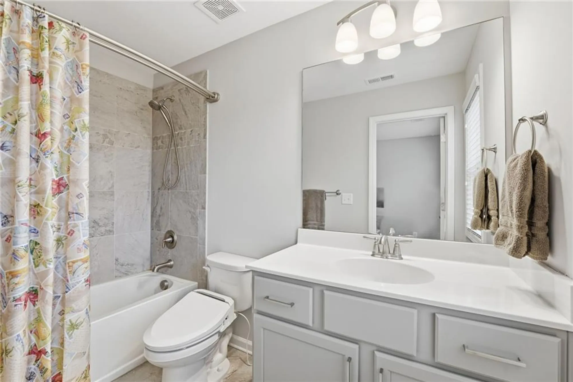 Property Slideshow image 37 of 43 | 370 kenmure ct, Marietta, GA, 30060