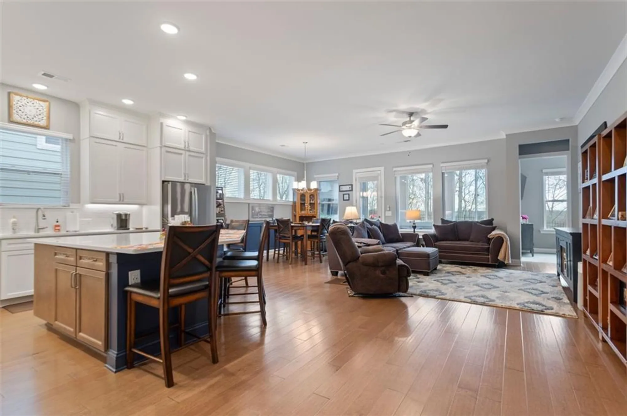 Property Slideshow image 20 of 39 | 6985 river rock dr, Flowery Branch, GA, 30542