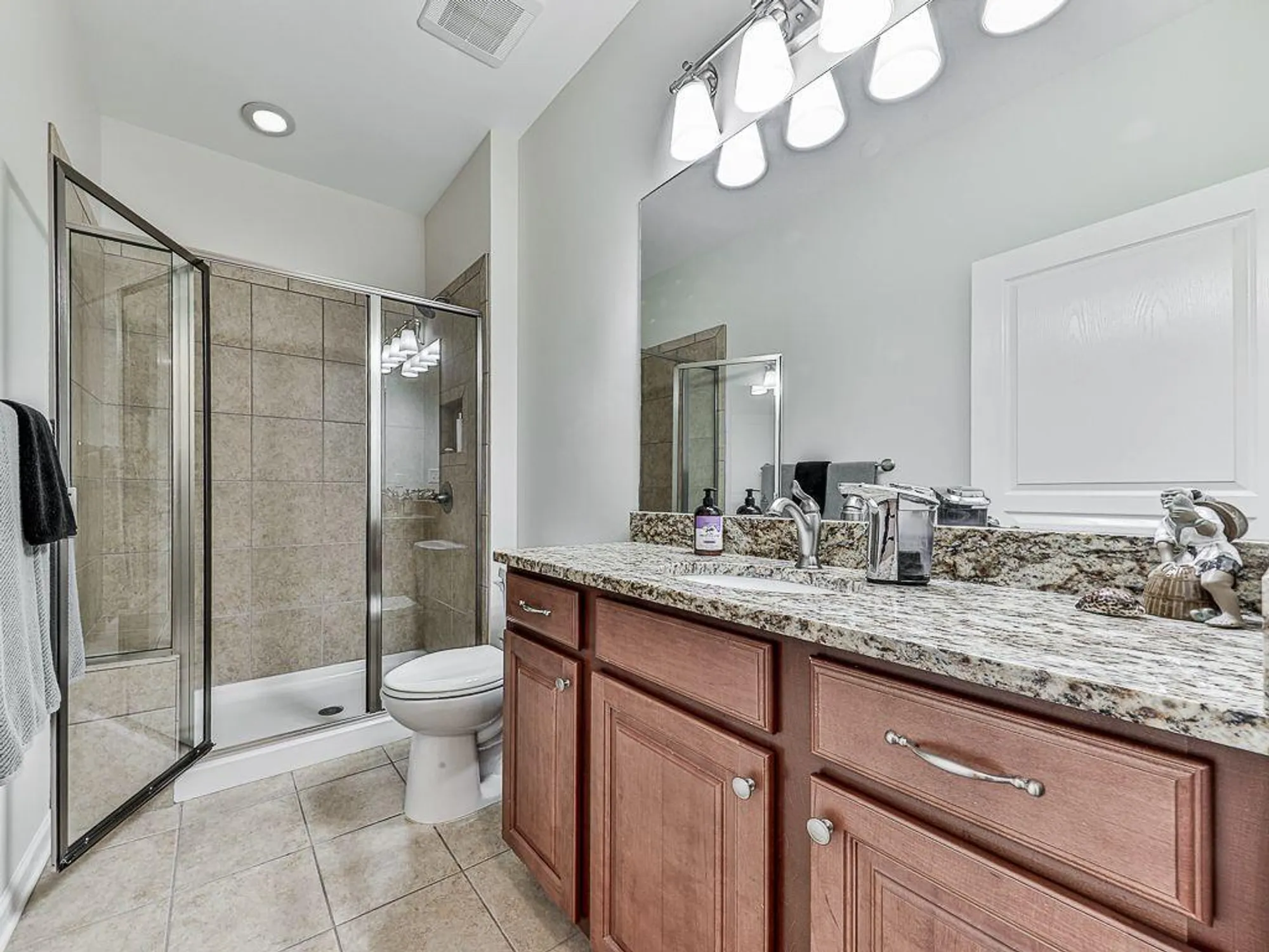 Property Slideshow image 31 of 73 | 206 canyon fairway trce, Canton, GA, 30114