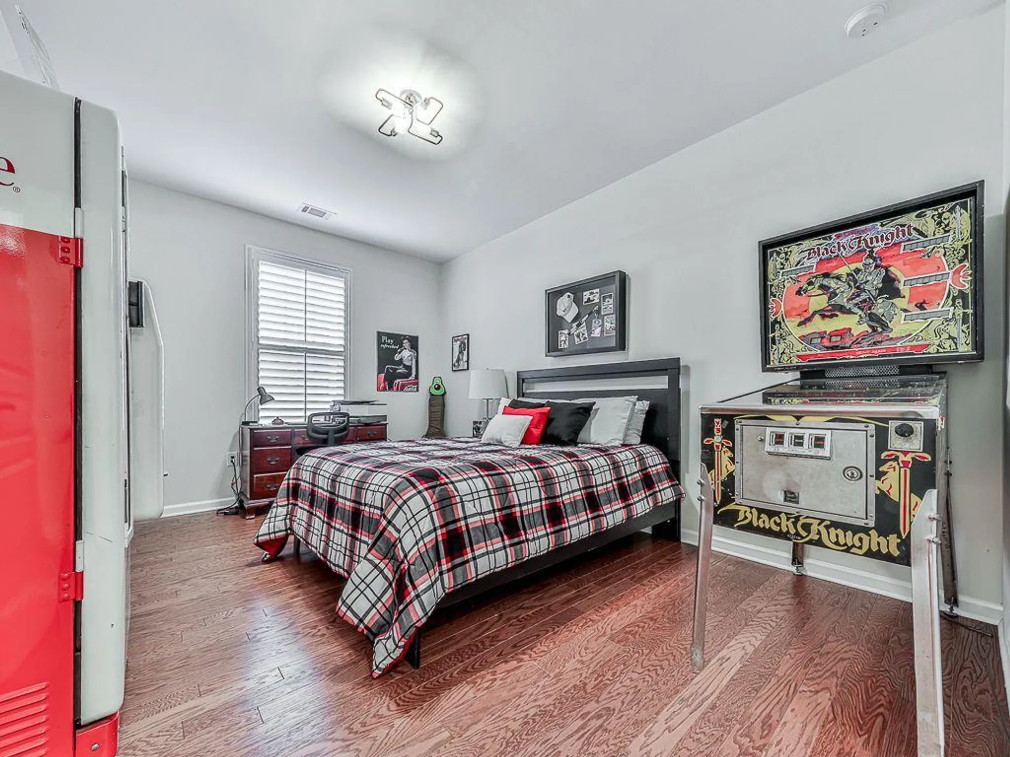 Property Slideshow image 32 of 73 | 206 canyon fairway trce, Canton, GA, 30114