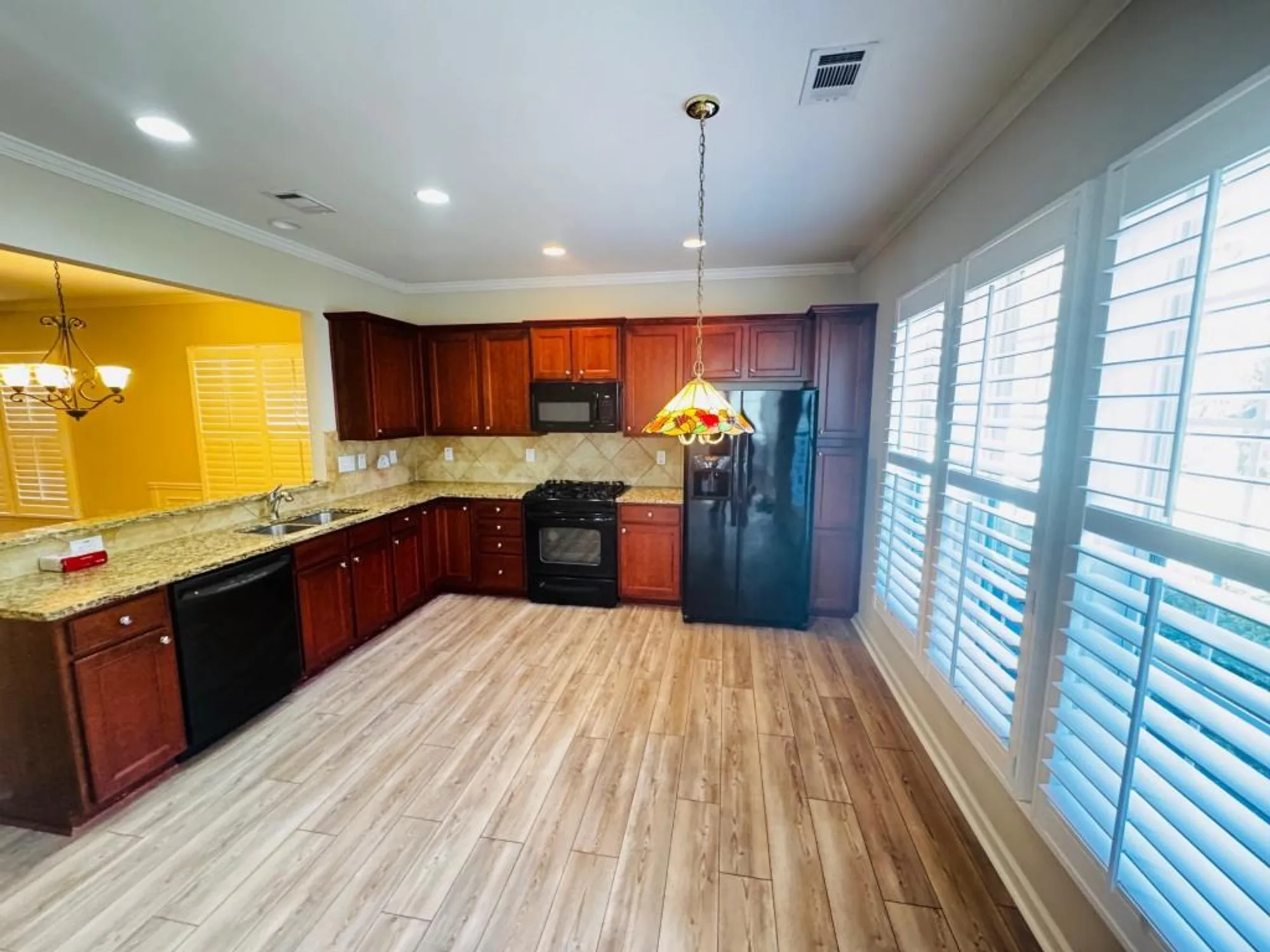 Property Slideshow image 10 of 27 | 6242 ivy stone way, Hoschton, GA, 30548