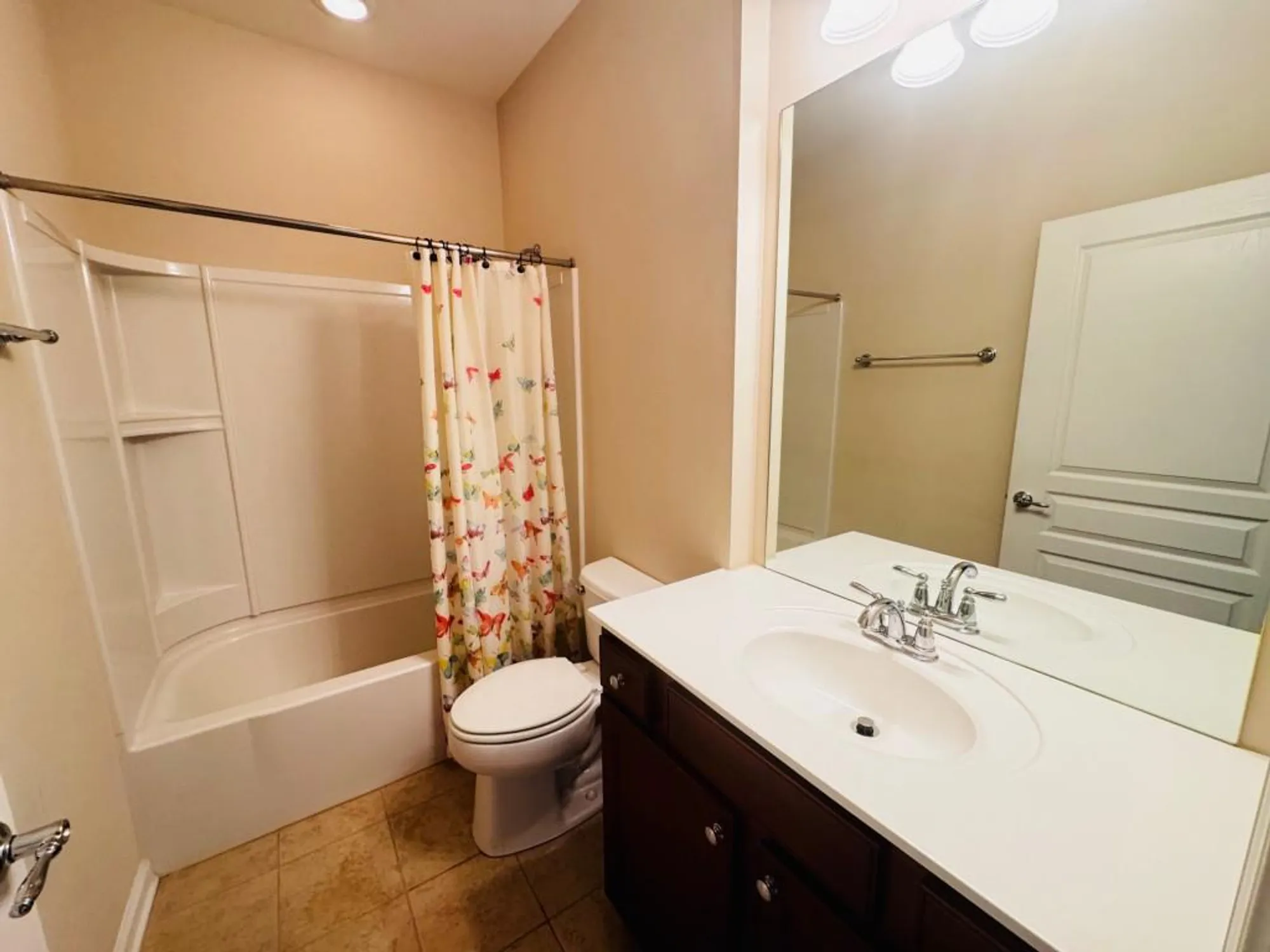 Property Slideshow image 21 of 27 | 6242 ivy stone way, Hoschton, GA, 30548
