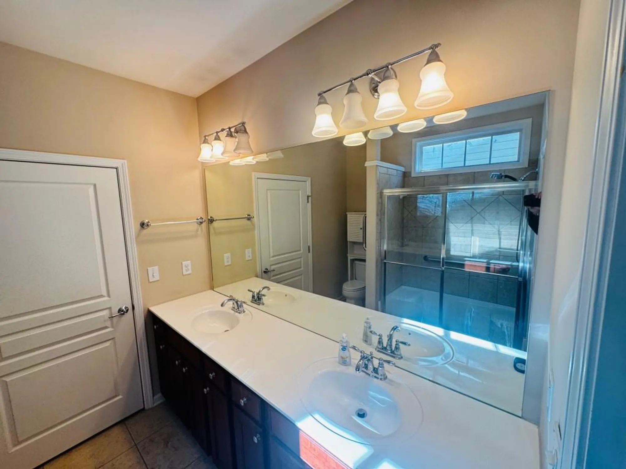 Property Slideshow image 16 of 27 | 6242 ivy stone way, Hoschton, GA, 30548