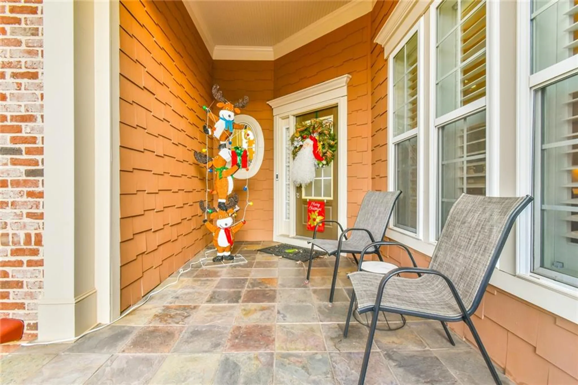 Property Slideshow image 5 of 40 | 5921 bellflower way, Hoschton, GA, 30548