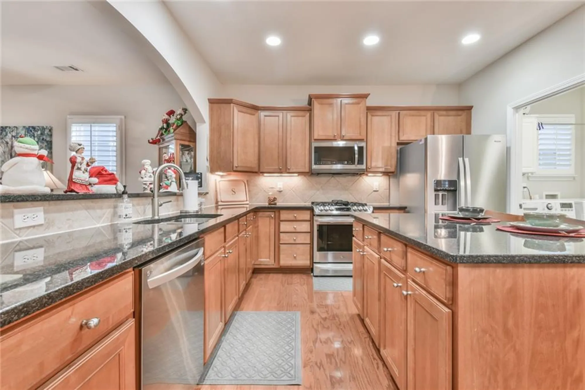 Property Slideshow image 14 of 40 | 5921 bellflower way, Hoschton, GA, 30548