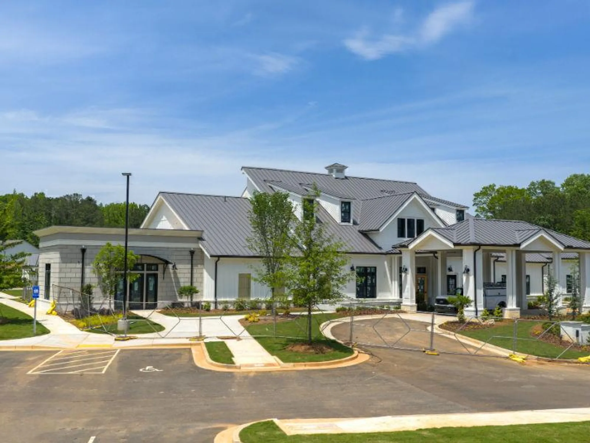 Property Slideshow image 11 of 70 | 753 brooke view dr, Canton, GA, 30115