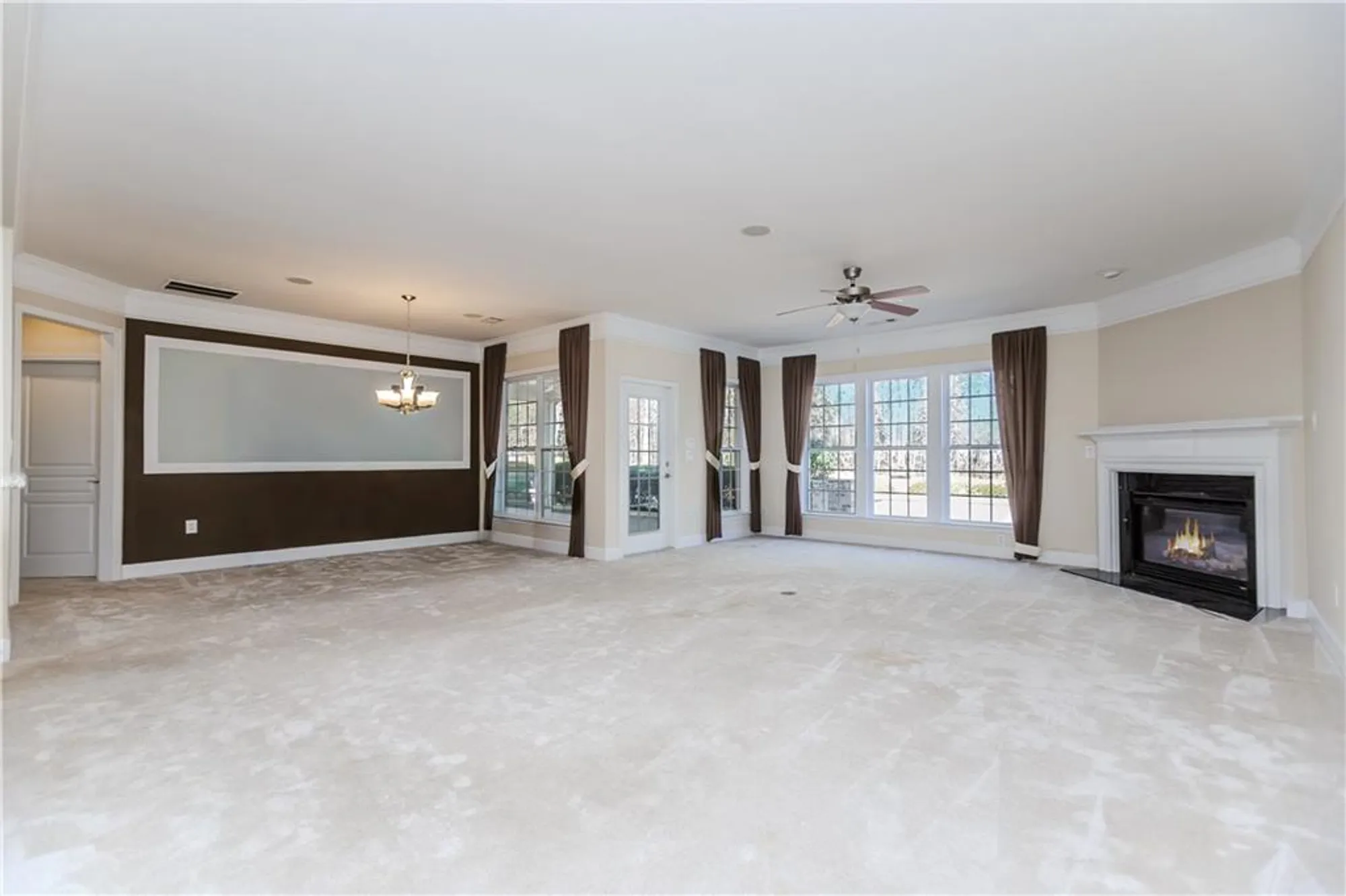 Property Slideshow image 7 of 47 | 115 creekside ct, Griffin, GA, 30223