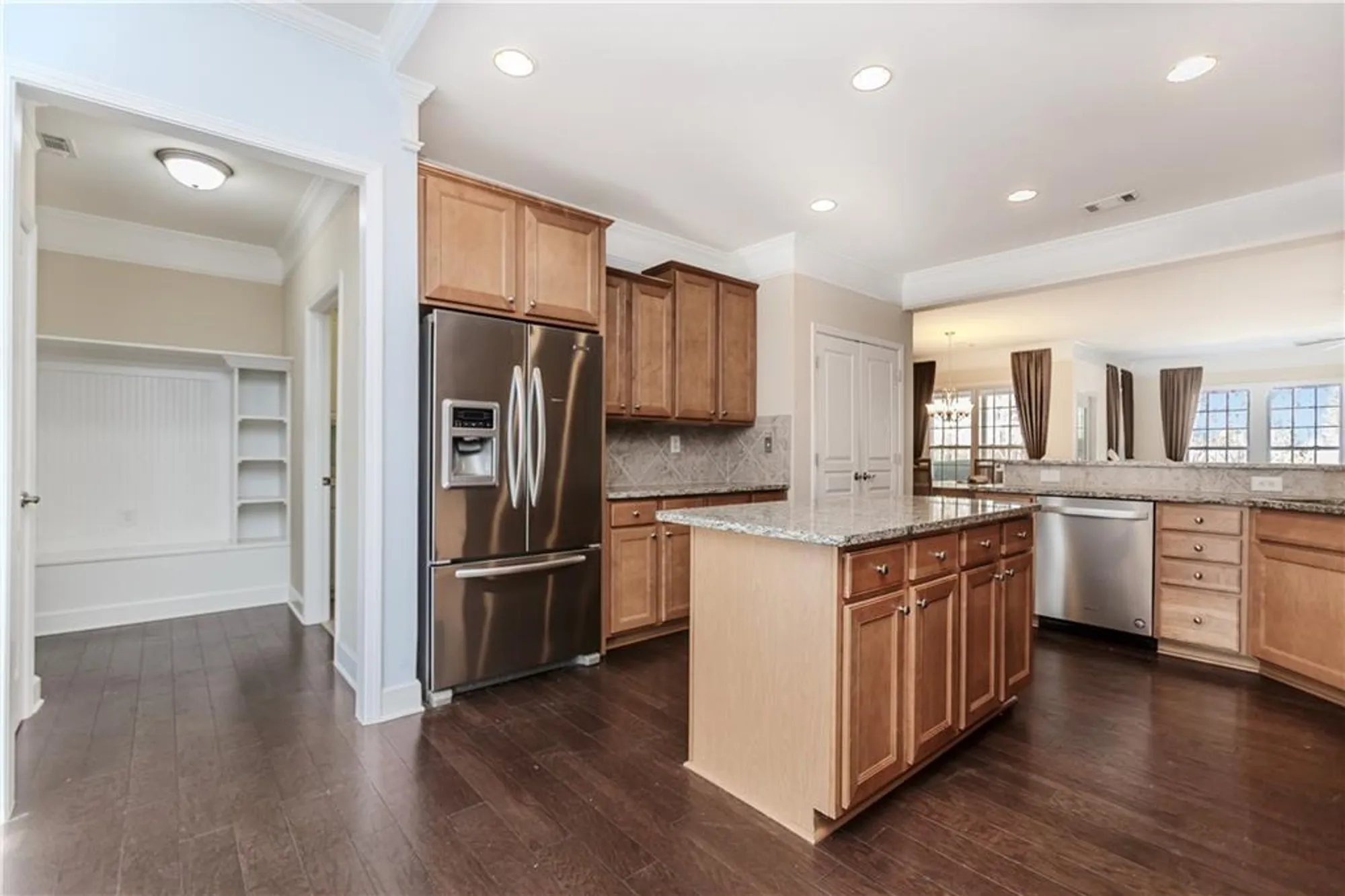 Property Slideshow image 14 of 47 | 115 creekside ct, Griffin, GA, 30223