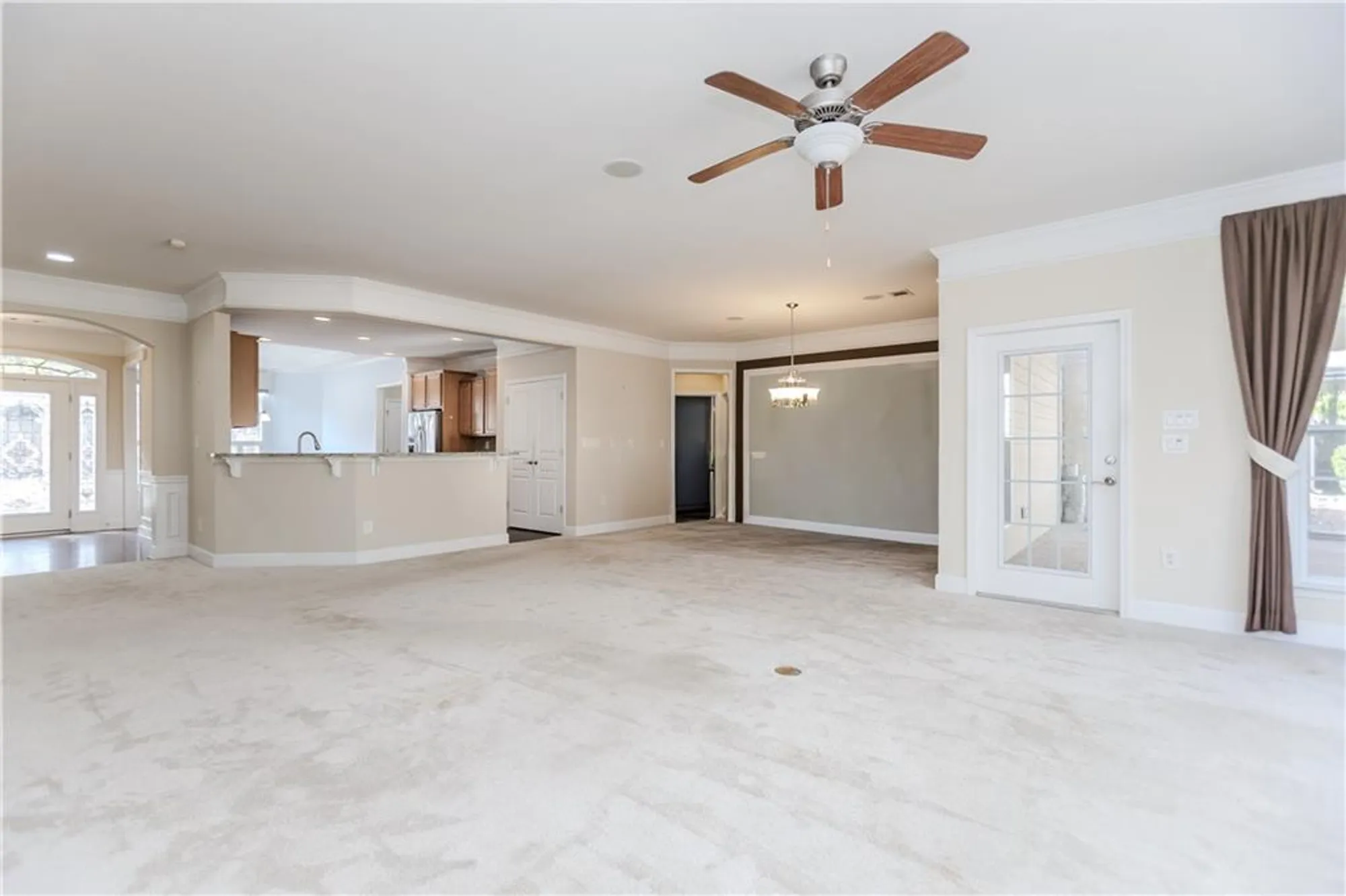 Property Slideshow image 10 of 47 | 115 creekside ct, Griffin, GA, 30223