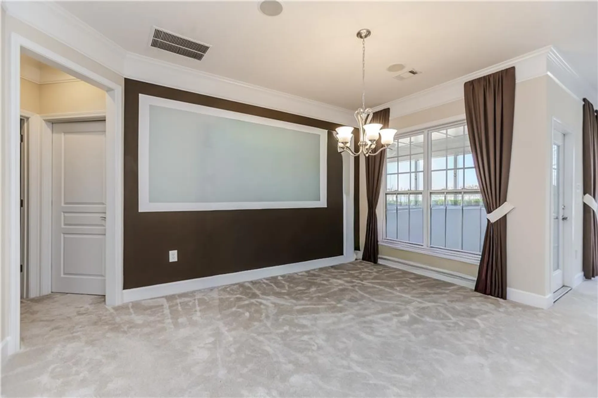 Property Slideshow image 11 of 47 | 115 creekside ct, Griffin, GA, 30223