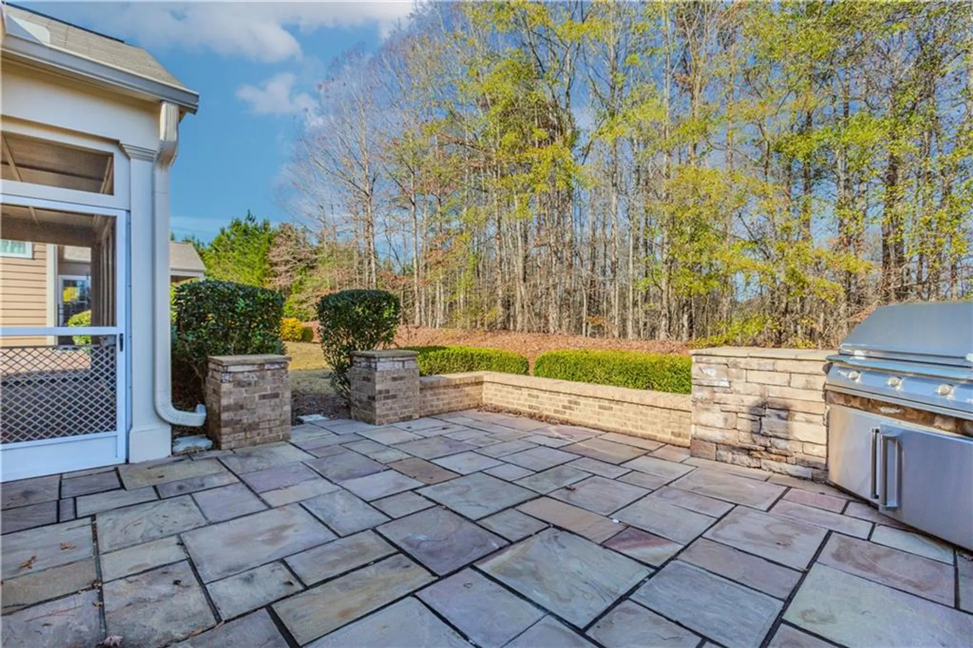 Property Slideshow image 34 of 47 | 115 creekside ct, Griffin, GA, 30223