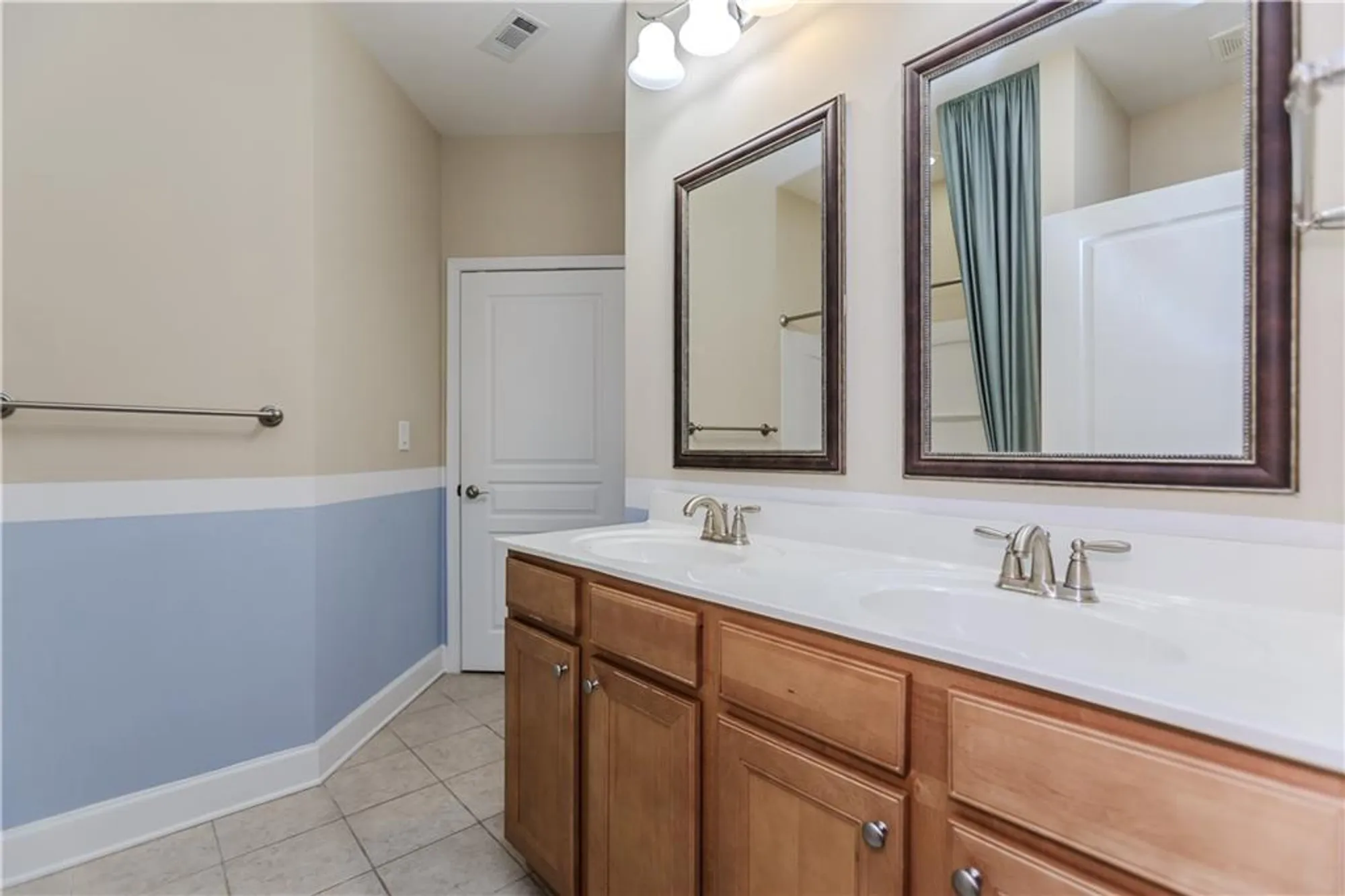 Property Slideshow image 28 of 47 | 115 creekside ct, Griffin, GA, 30223