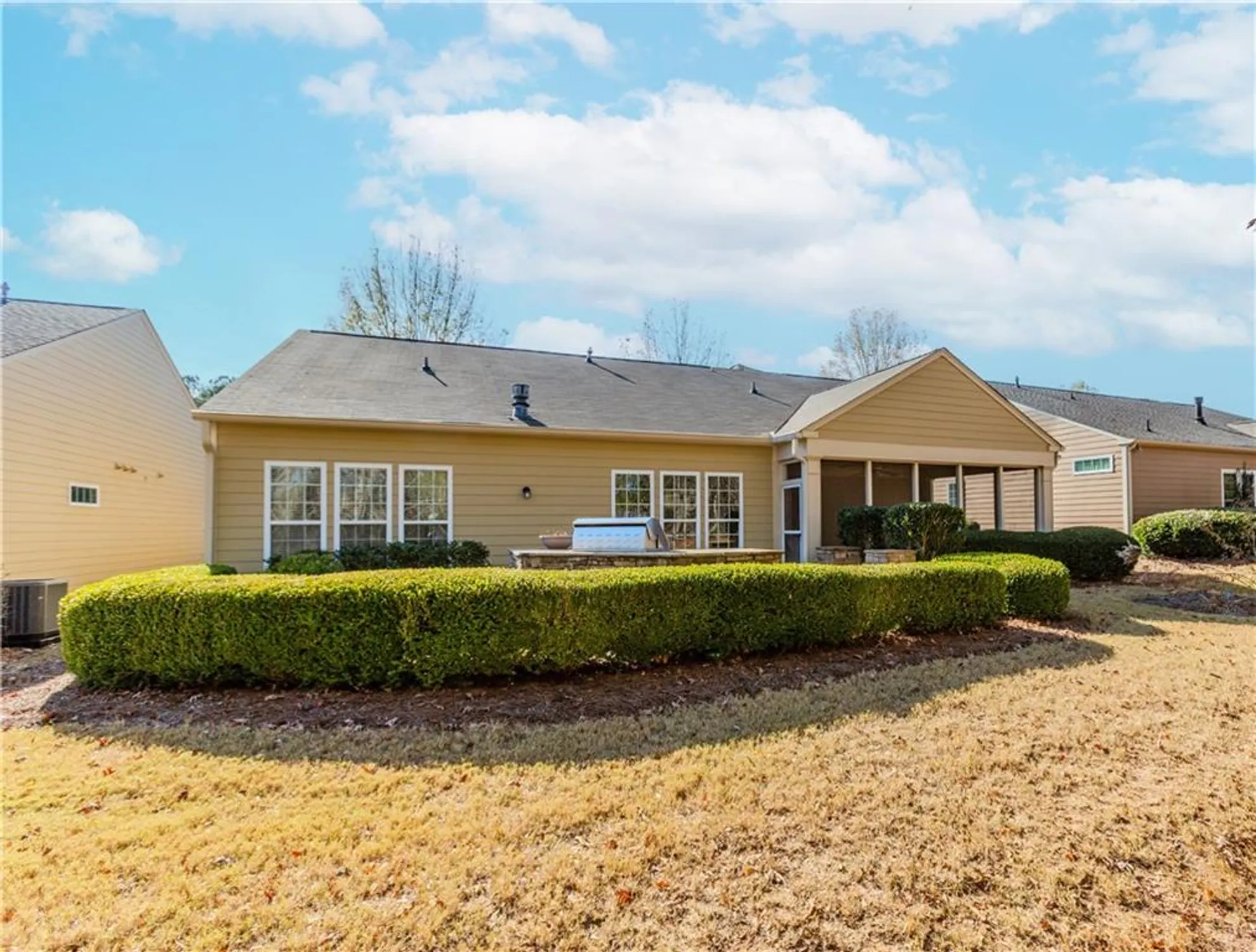 Property Slideshow image 38 of 47 | 115 creekside ct, Griffin, GA, 30223