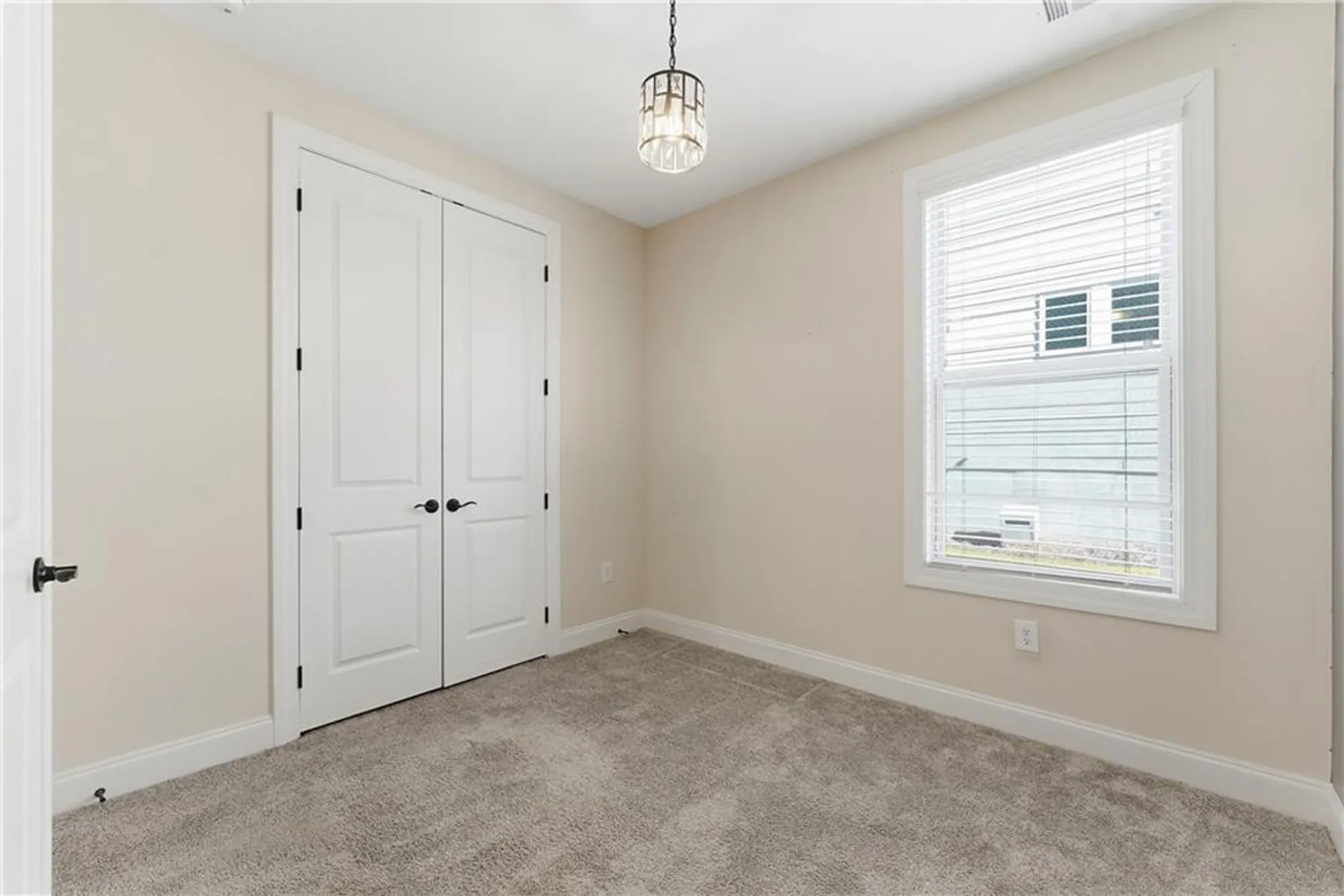 Property Slideshow image 13 of 23 | 321 cottonwood cir, Peachtree City, GA, 30269