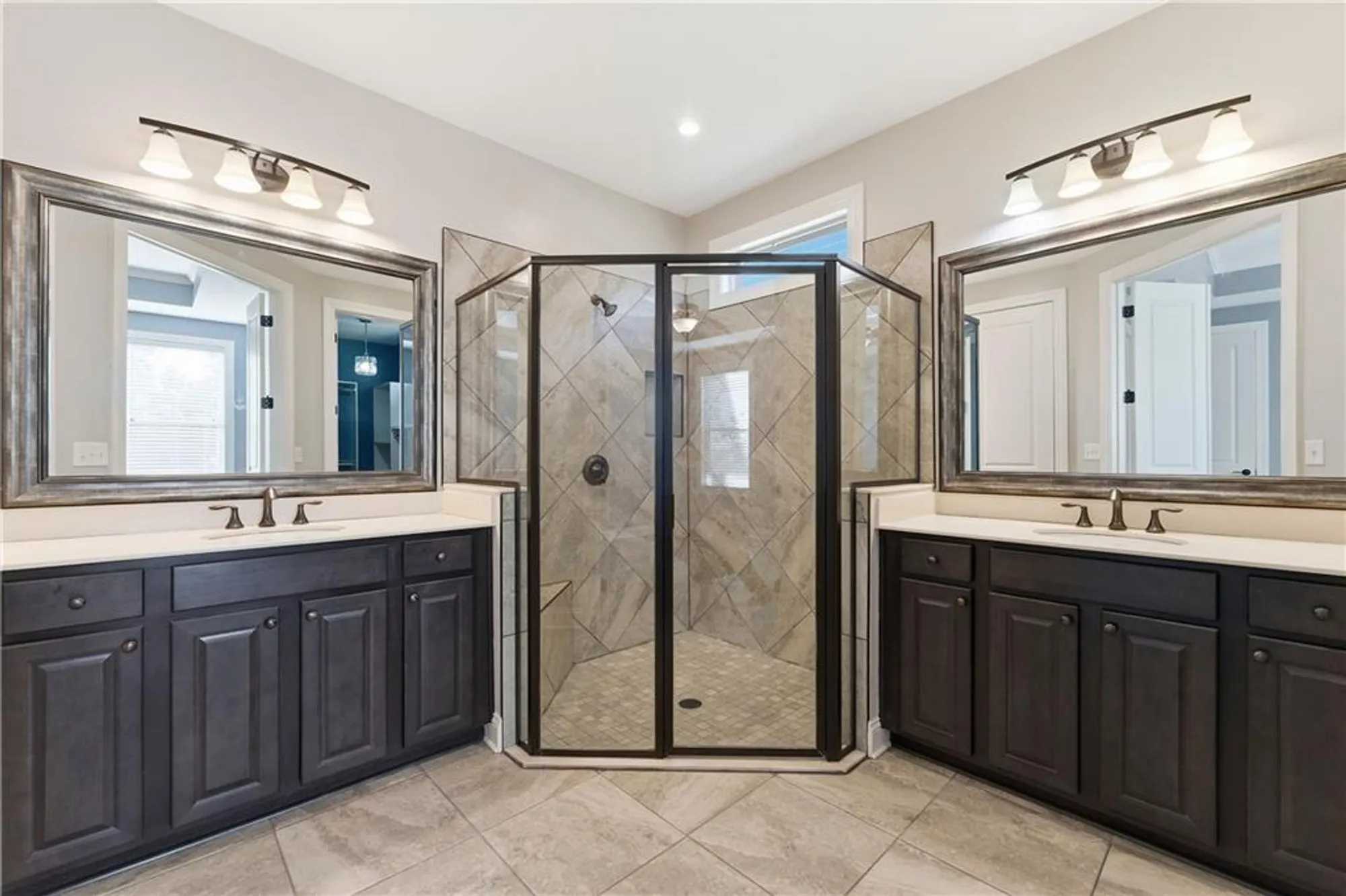 Property Slideshow image 17 of 23 | 321 cottonwood cir, Peachtree City, GA, 30269