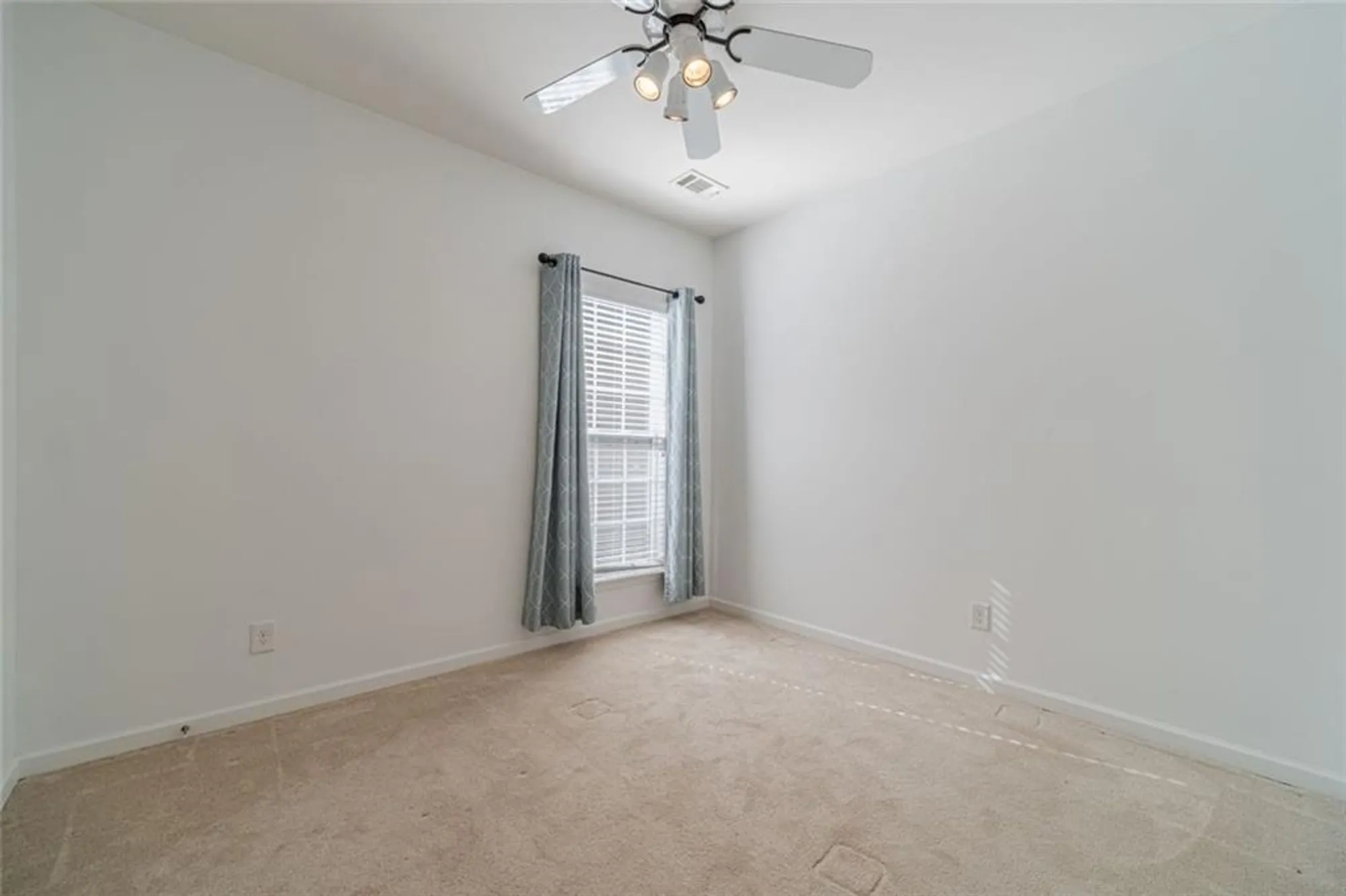 Property Slideshow image 9 of 60 | 6288 ivy stone way, Hoschton, GA, 30548