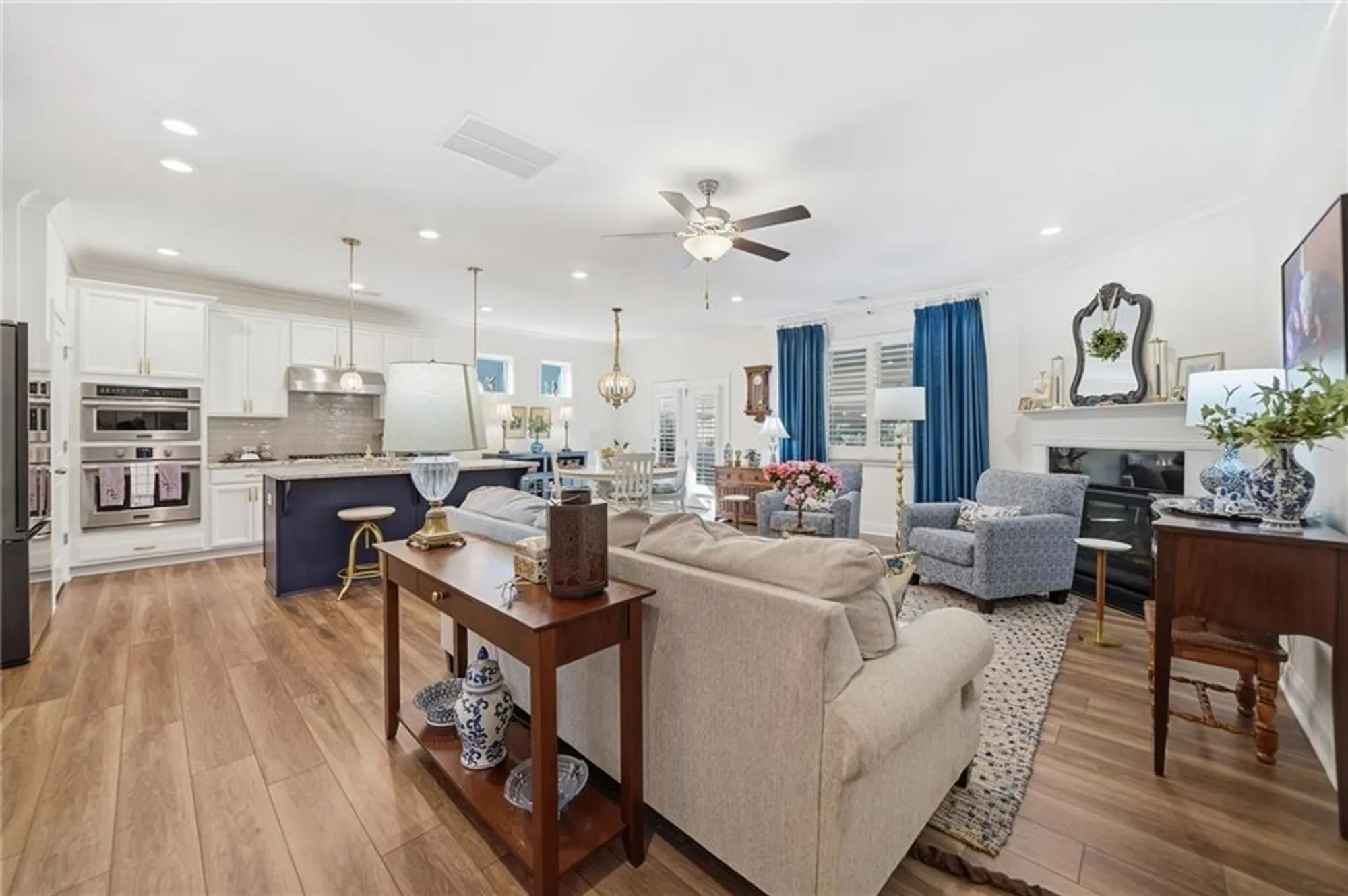 Property Slideshow image 9 of 59 | 707 evergreen ln, Canton, GA, 30114