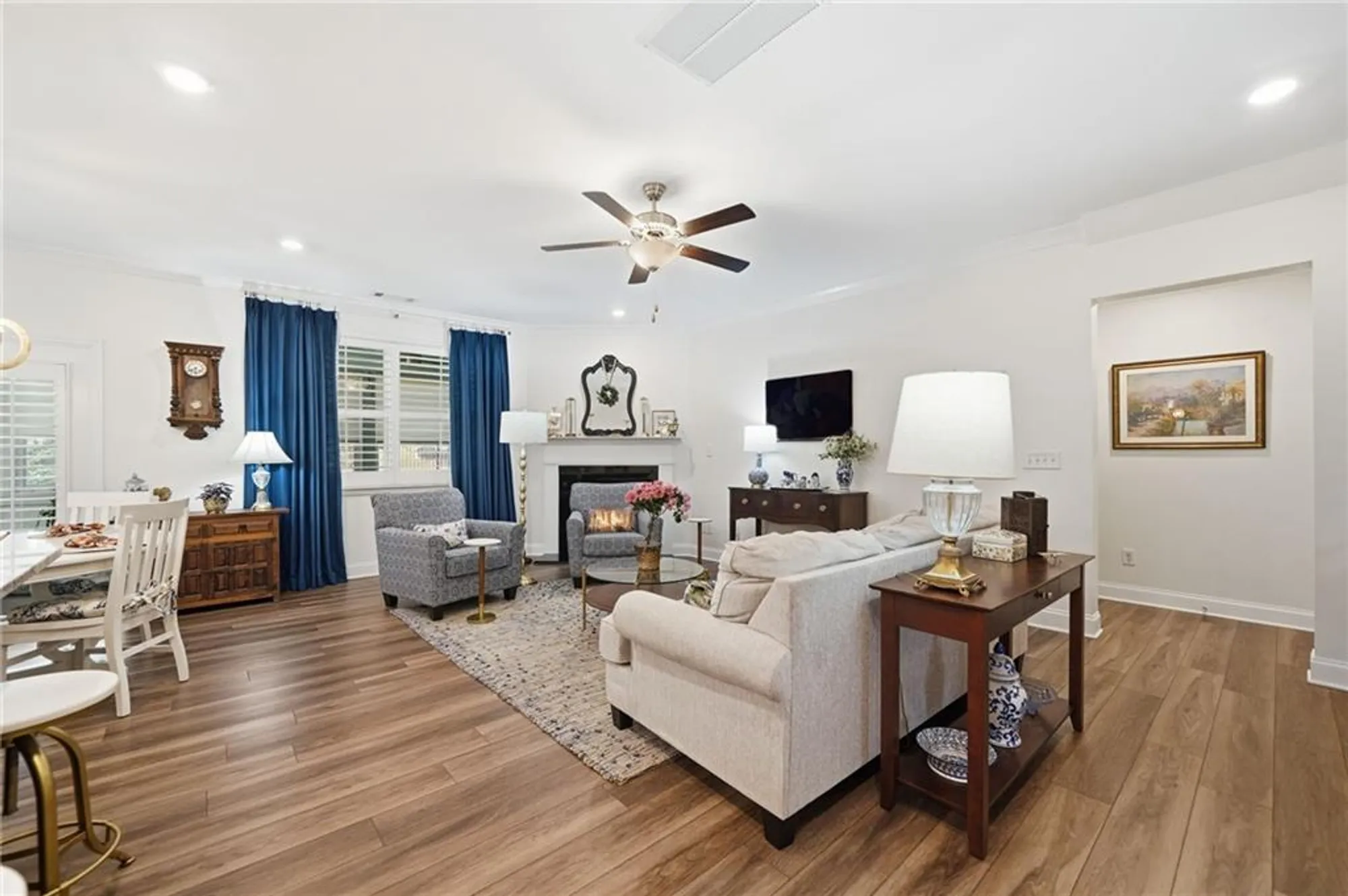 Property Slideshow image 17 of 59 | 707 evergreen ln, Canton, GA, 30114