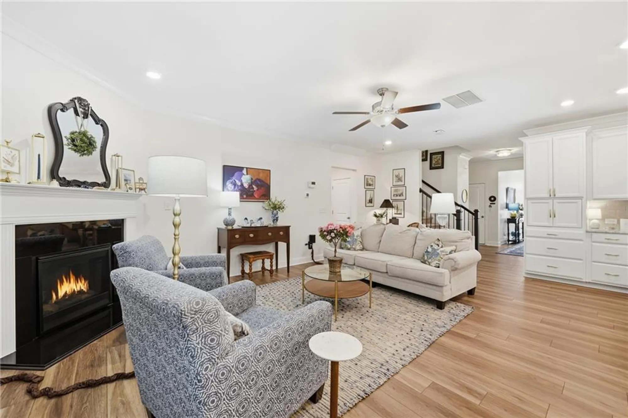 Property Slideshow image 20 of 59 | 707 evergreen ln, Canton, GA, 30114