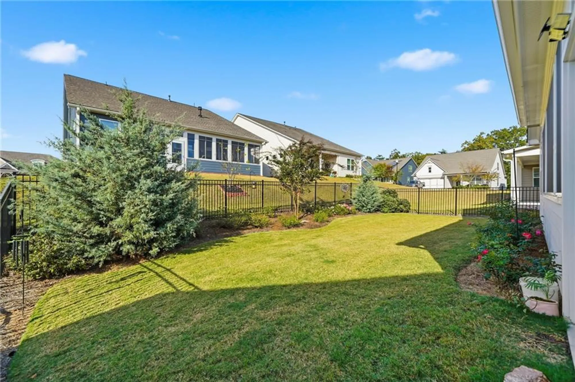 Property Slideshow image 34 of 59 | 707 evergreen ln, Canton, GA, 30114