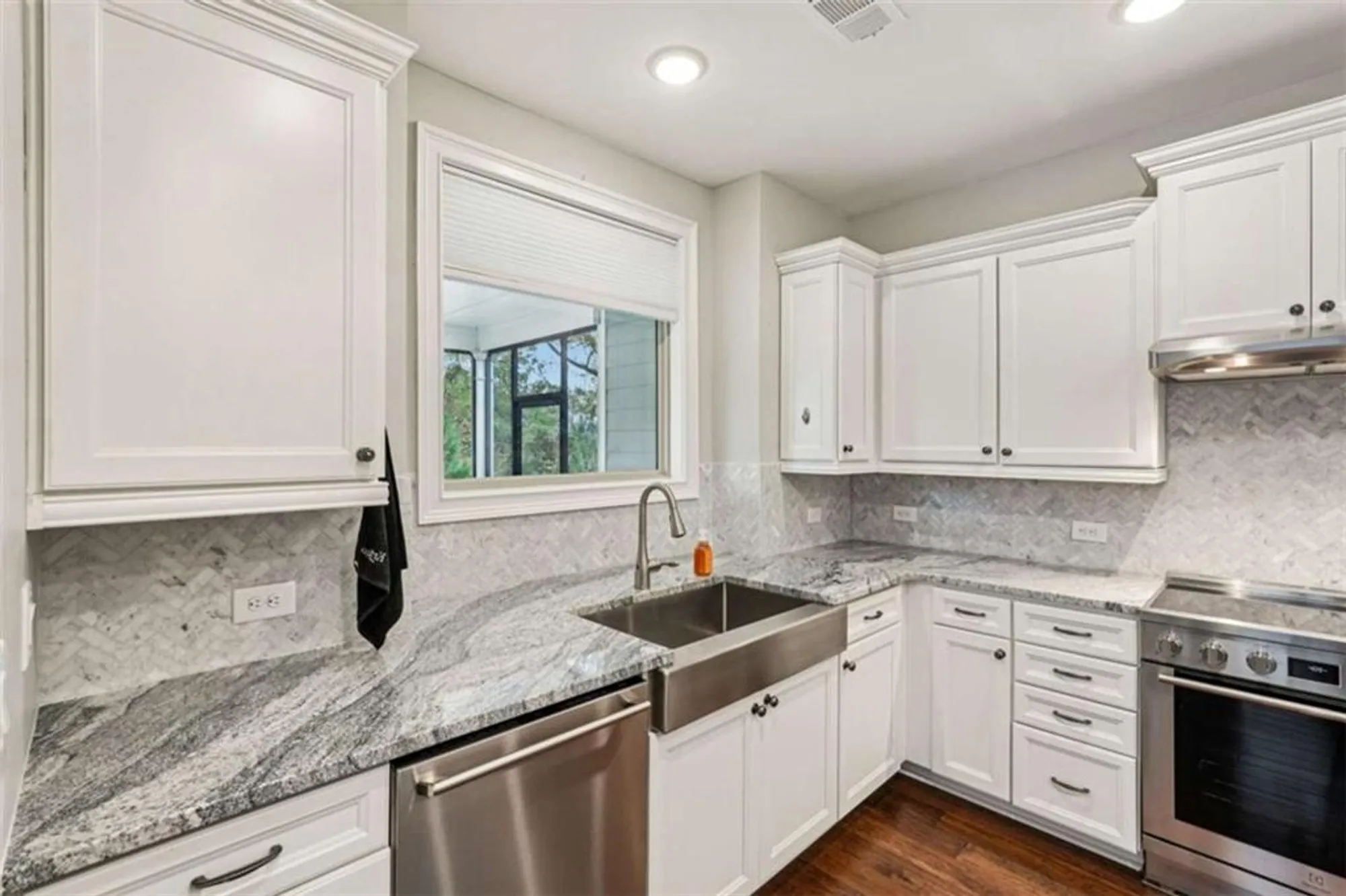 Property Slideshow image 21 of 88 | 126 mulberry ct, Peachtree City, GA, 30269