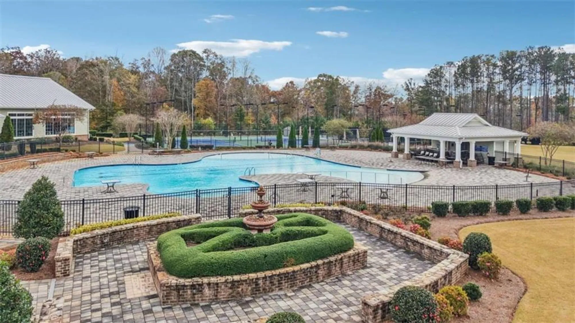 Property Slideshow image 61 of 88 | 126 mulberry ct, Peachtree City, GA, 30269