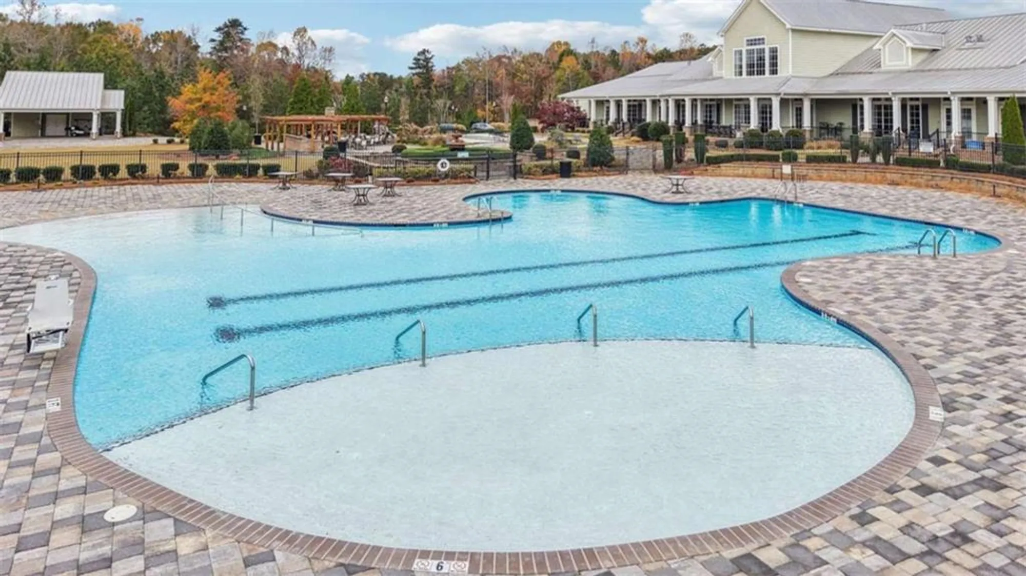 Property Slideshow image 62 of 88 | 126 mulberry ct, Peachtree City, GA, 30269