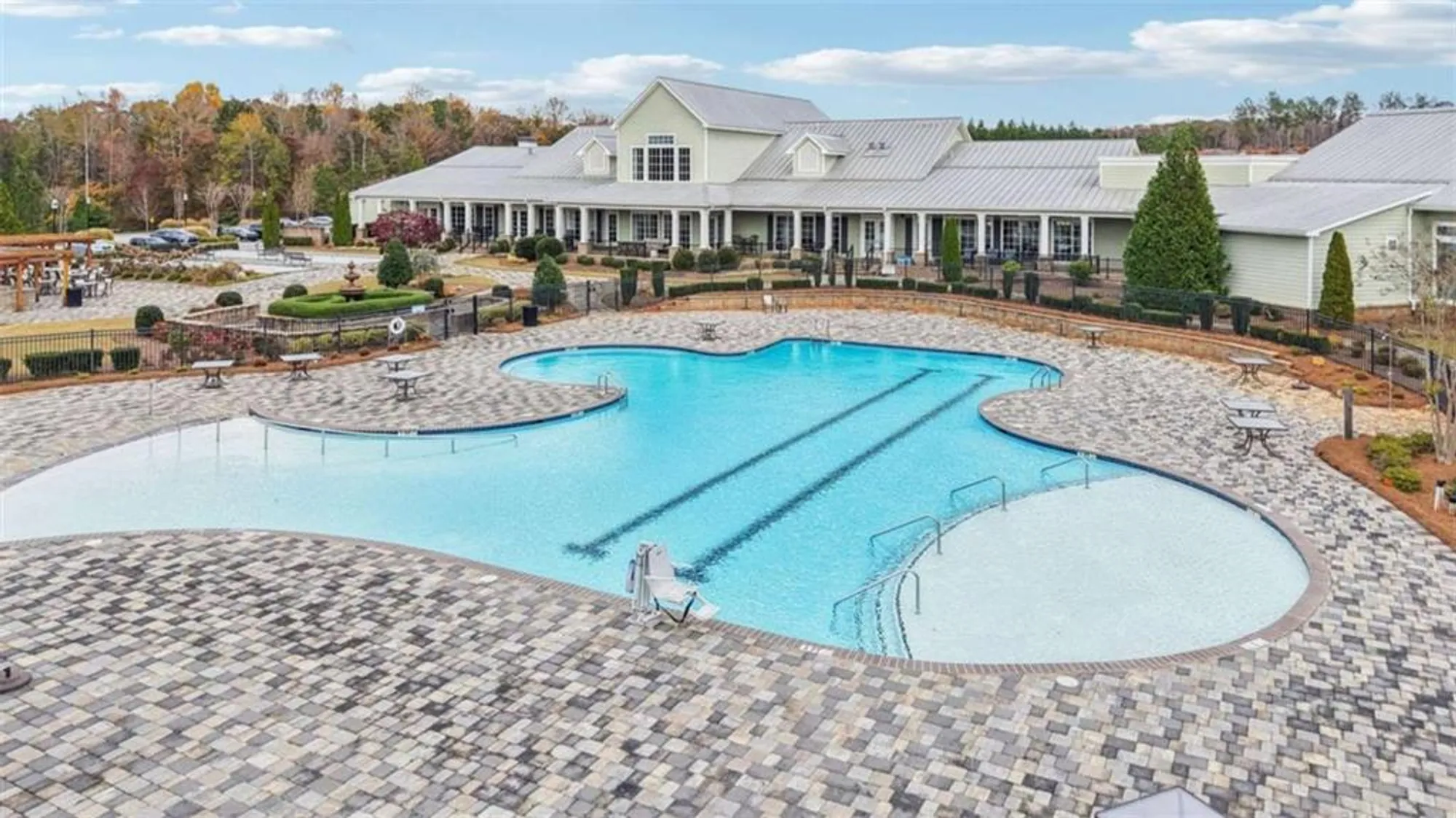 Property Slideshow image 63 of 88 | 126 mulberry ct, Peachtree City, GA, 30269