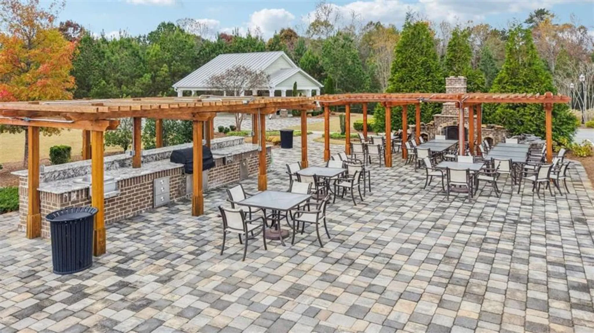 Property Slideshow image 71 of 88 | 126 mulberry ct, Peachtree City, GA, 30269