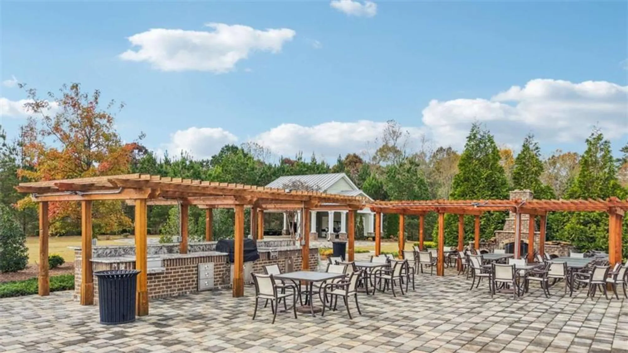 Property Slideshow image 72 of 88 | 126 mulberry ct, Peachtree City, GA, 30269