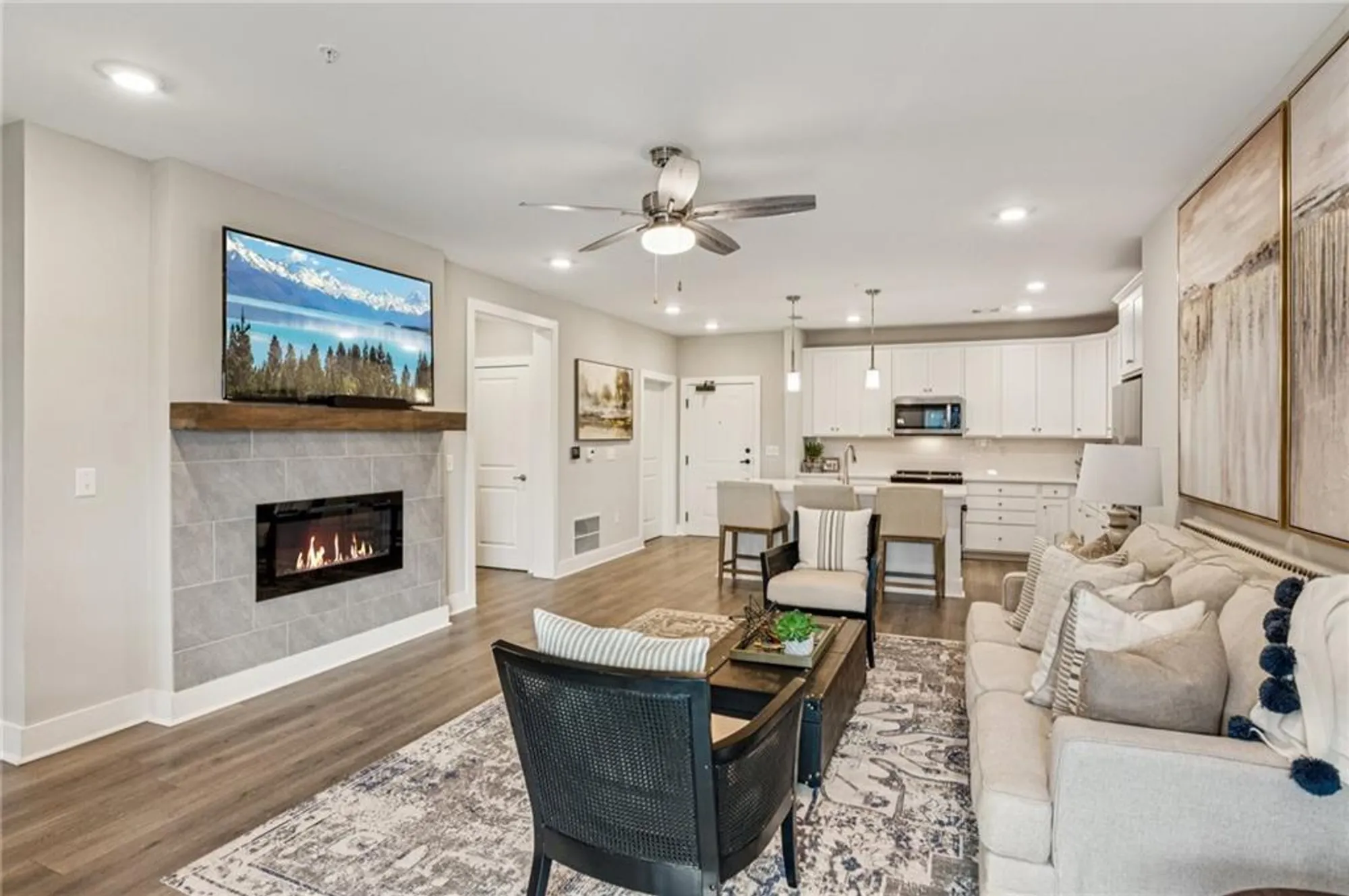 Property Slideshow image 16 of 42 | 3211 orwell way unit 4205, Cumming, GA, 30041