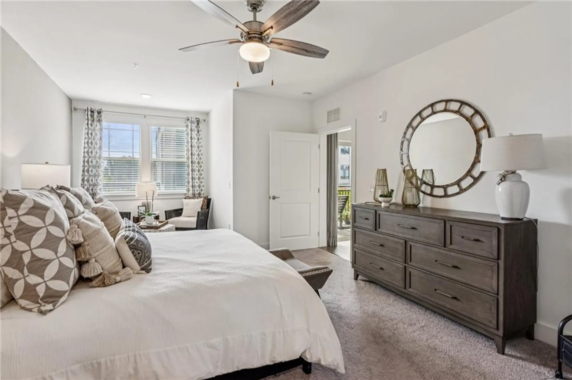 Property Slideshow image 22 of 42 | 3211 orwell way unit 4205, Cumming, GA, 30041