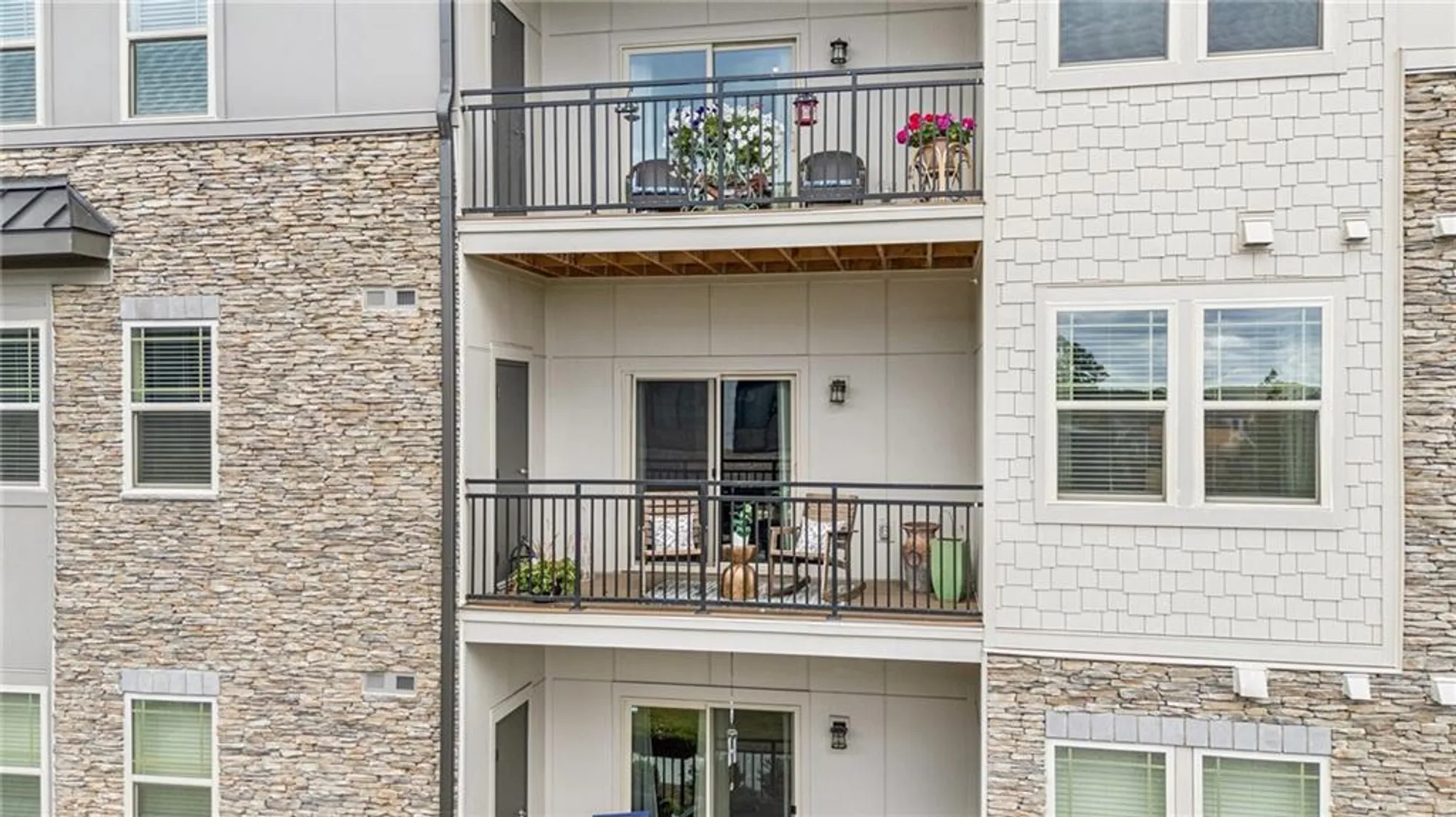 Property Slideshow image 33 of 42 | 3211 orwell way unit 4205, Cumming, GA, 30041