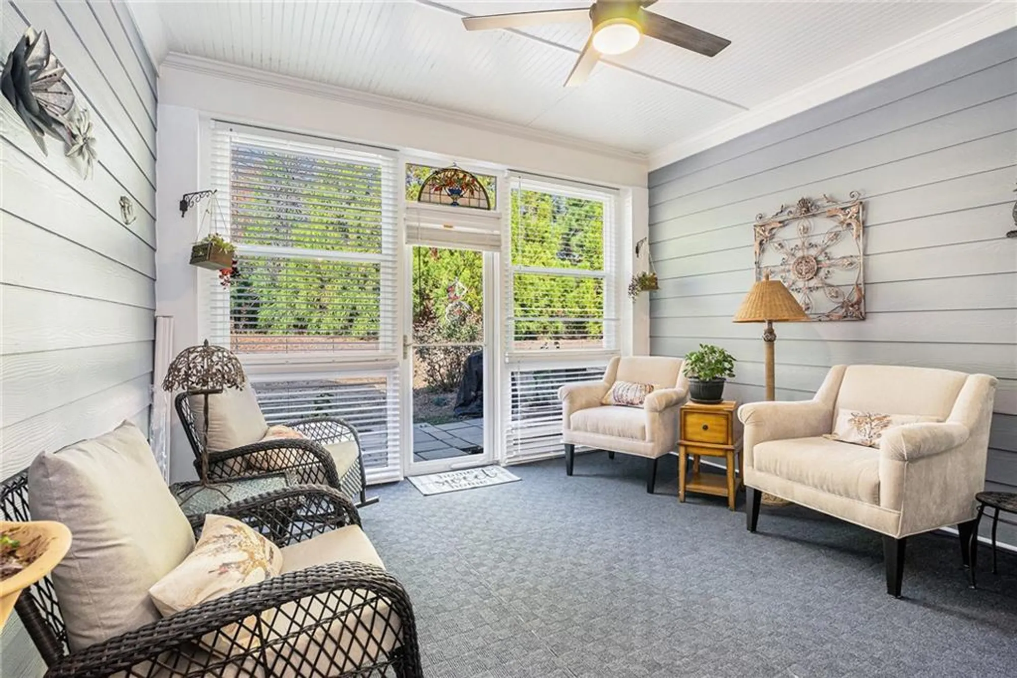 Property Slideshow image 5 of 32 | 2473 rathburn cir, Loganville, GA, 30052