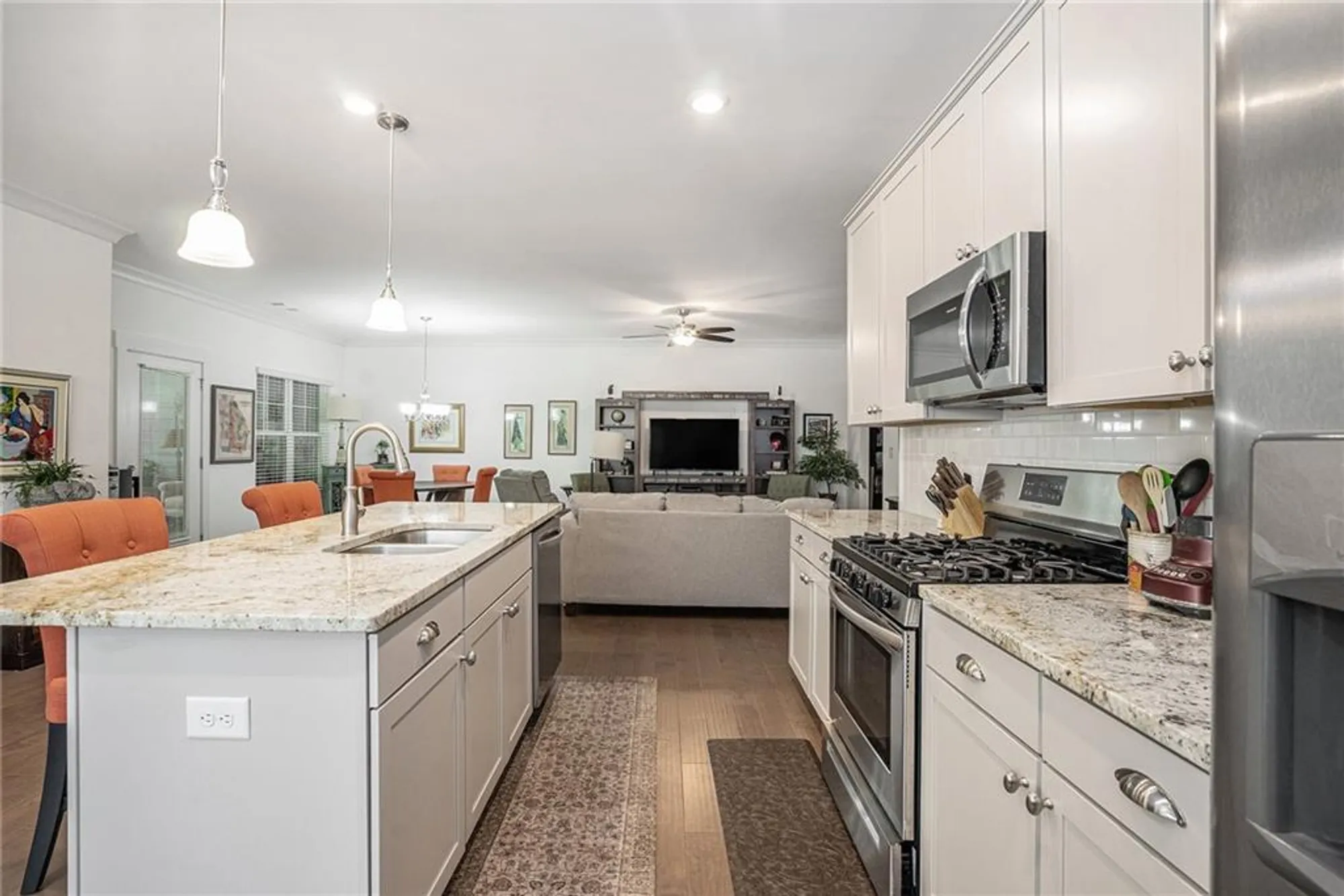 Property Slideshow image 15 of 32 | 2473 rathburn cir, Loganville, GA, 30052