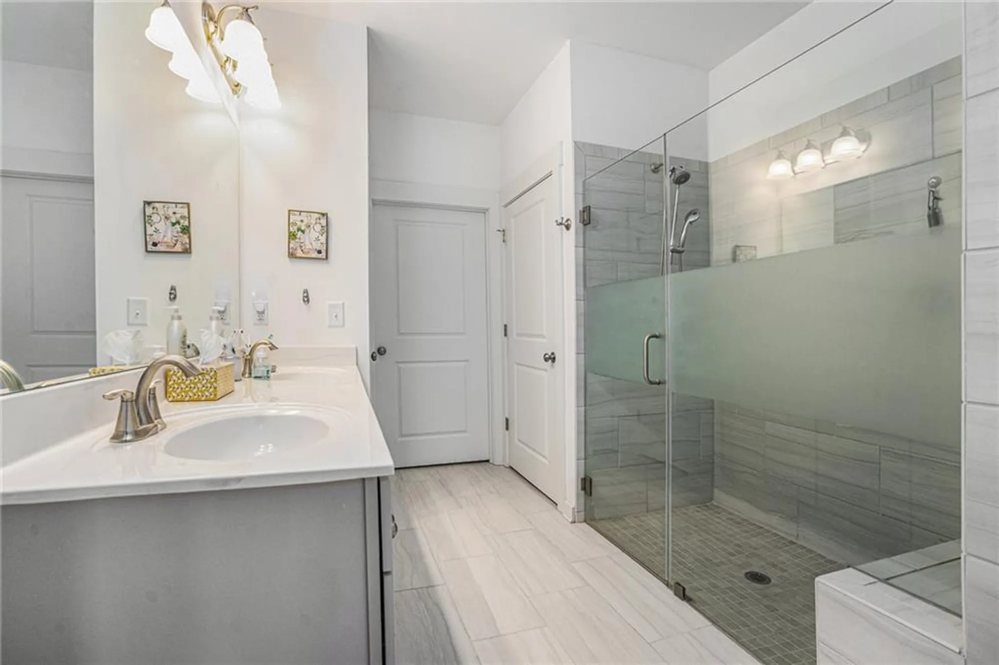 Property Slideshow image 21 of 32 | 2473 rathburn cir, Loganville, GA, 30052